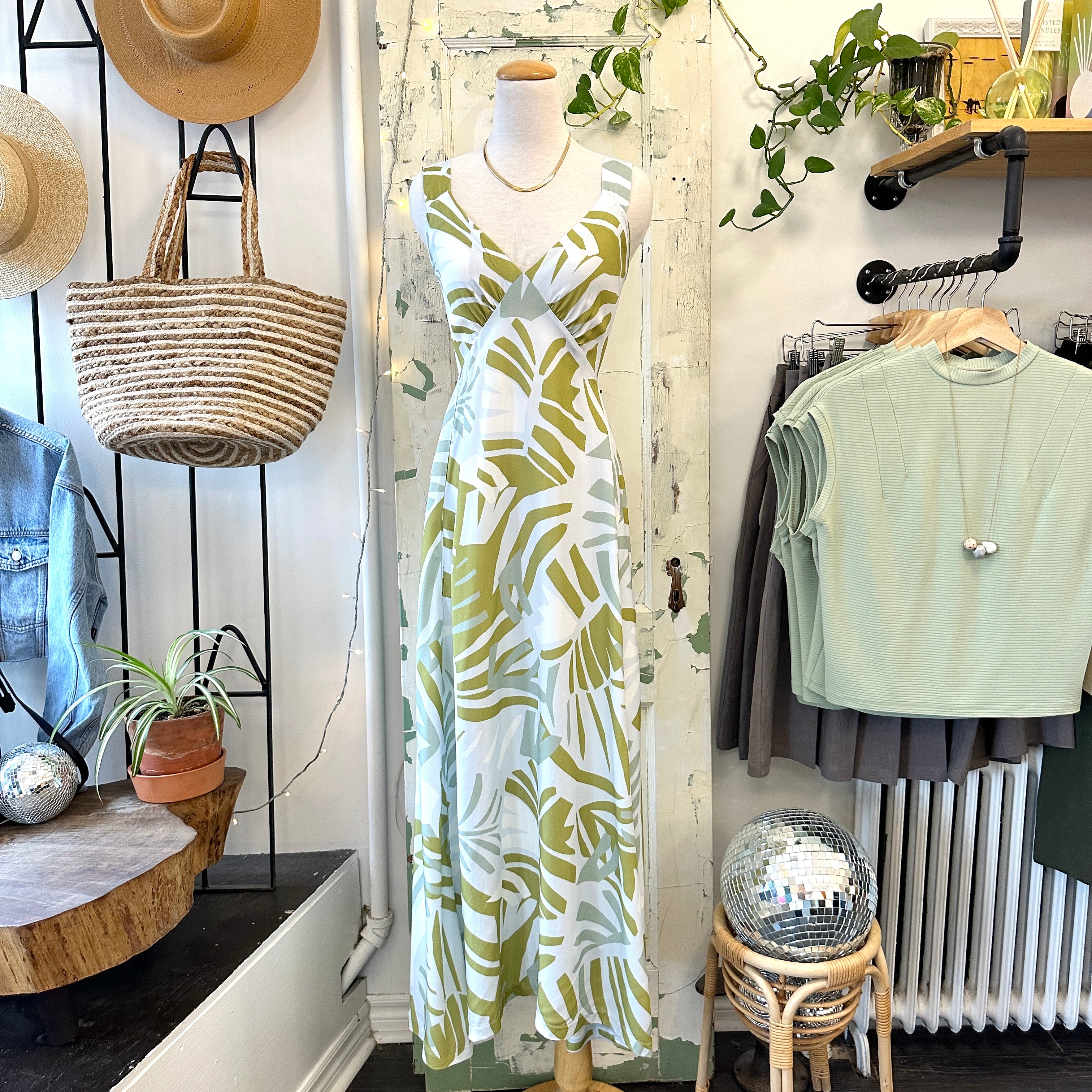 Allison Wonderland // Alora Dress Frond *Last Size 6