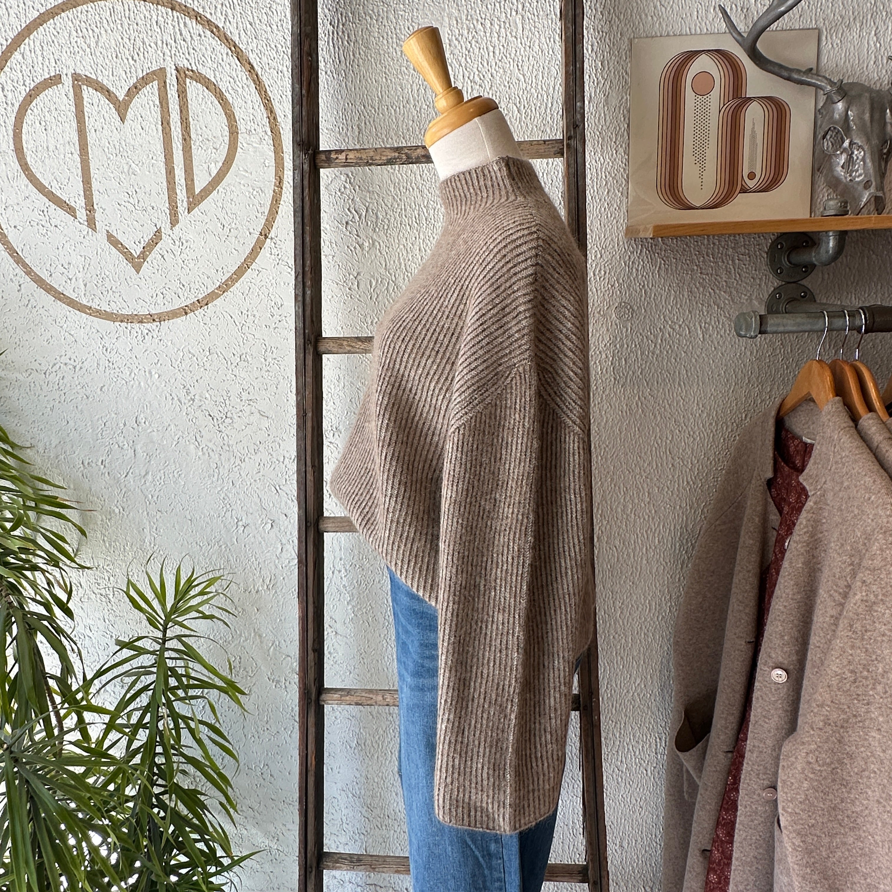 Minimum // Mercy Sweater Chinchilla