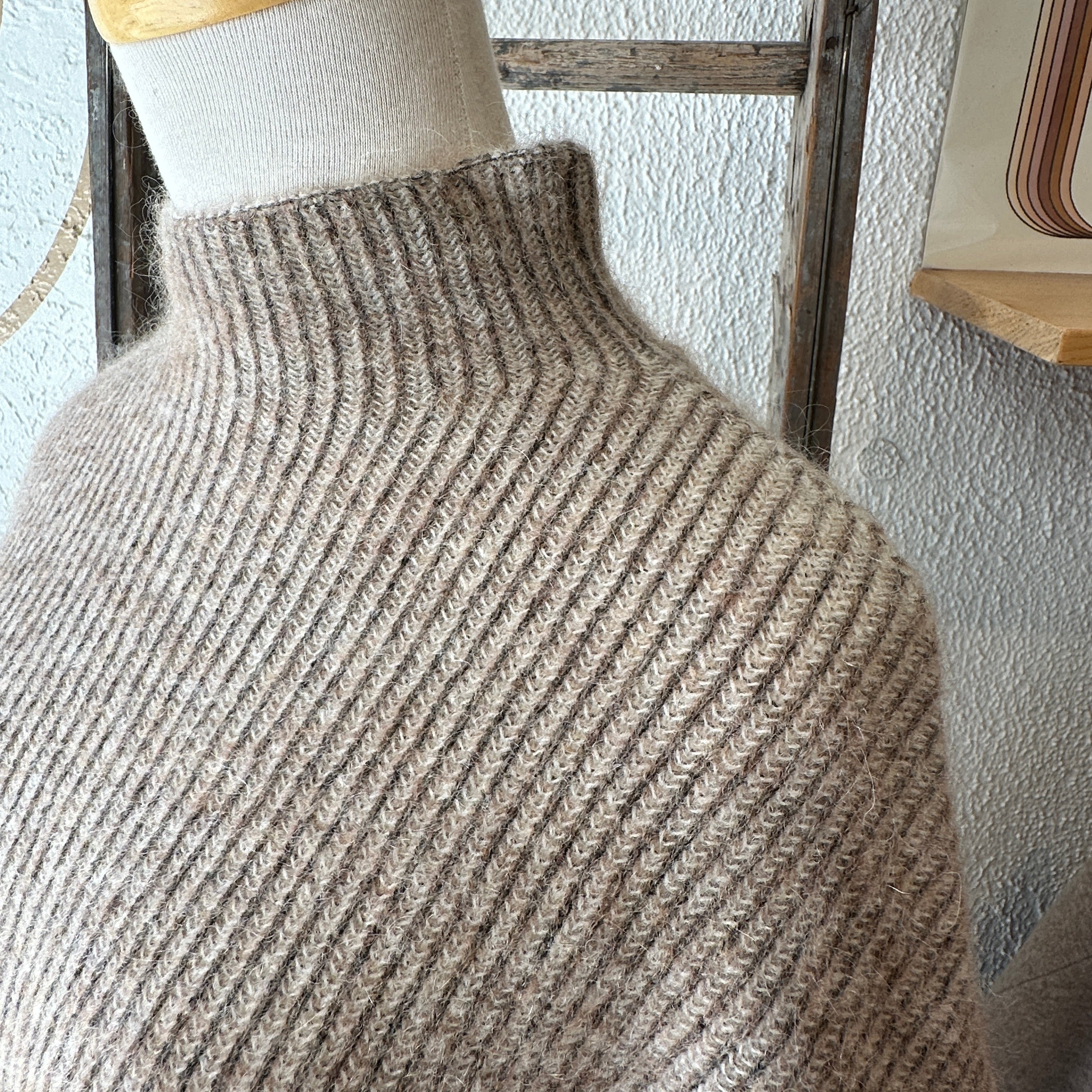 Minimum // Mercy Sweater Chinchilla