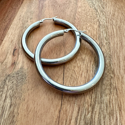 Blue Eye Jewellery // 18K GP Stainless Twisted Hoops