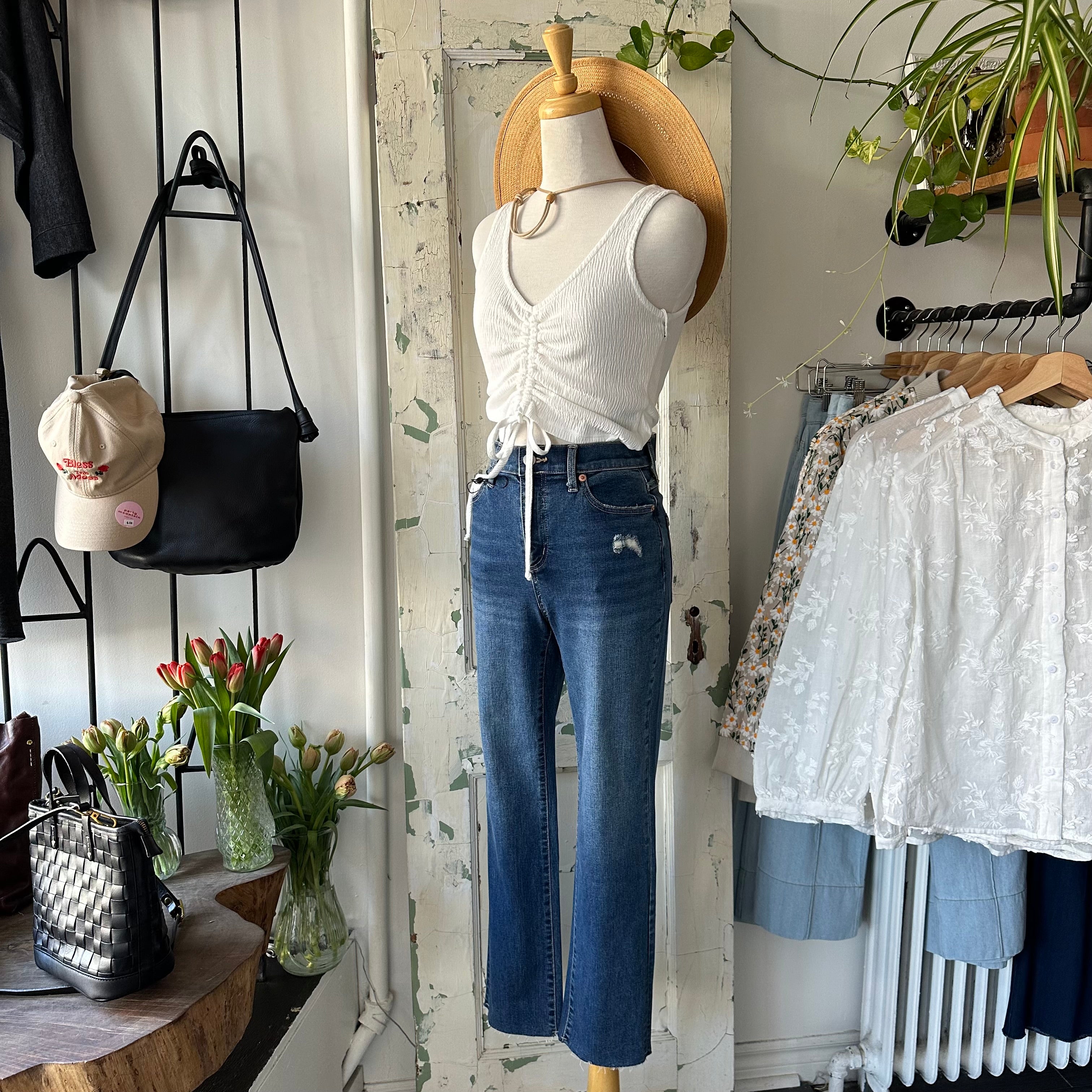 Yoga Jeans // Chloe Straight Jeans Classic Rise