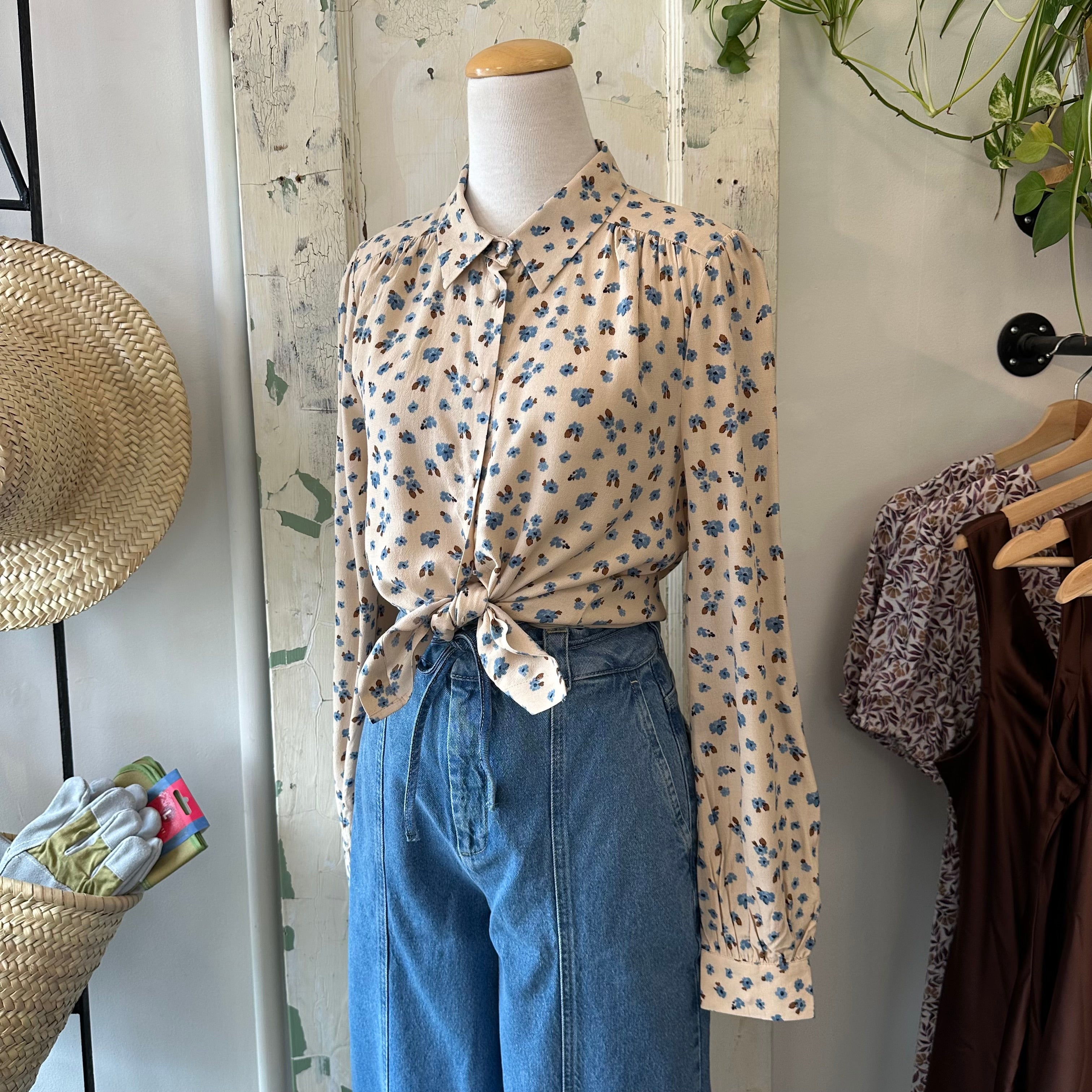 Atelier Reve // Noella Blouse Blue Floral