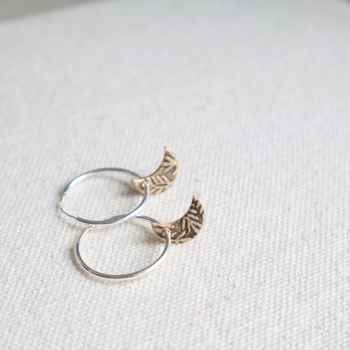 Souvenir // Moon Hoops