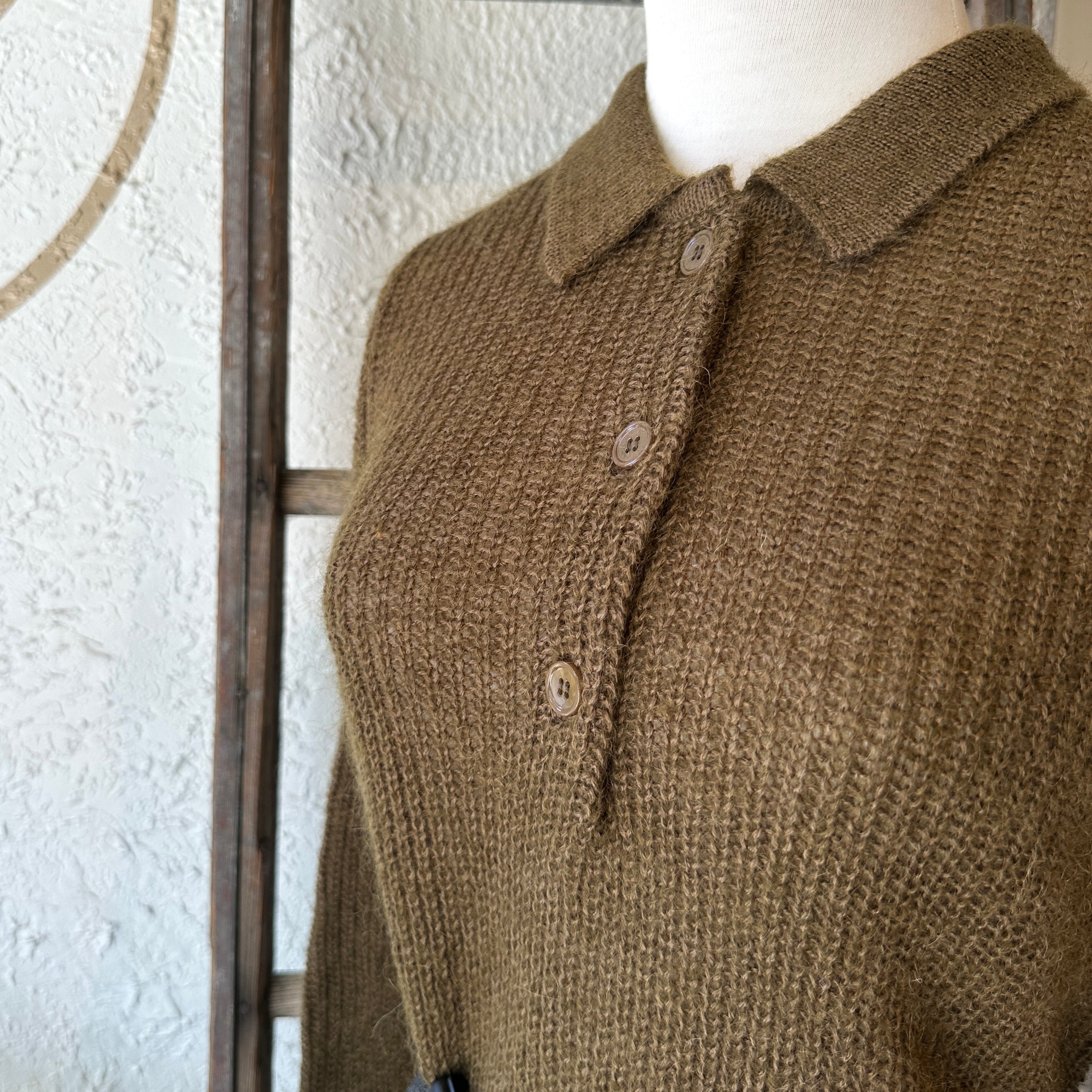 Minimum // Raya Polo Shitake