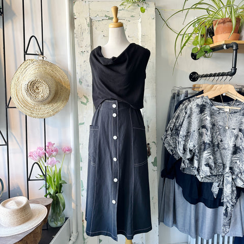 Eve Gravel // Broken Arrow Dress Black M