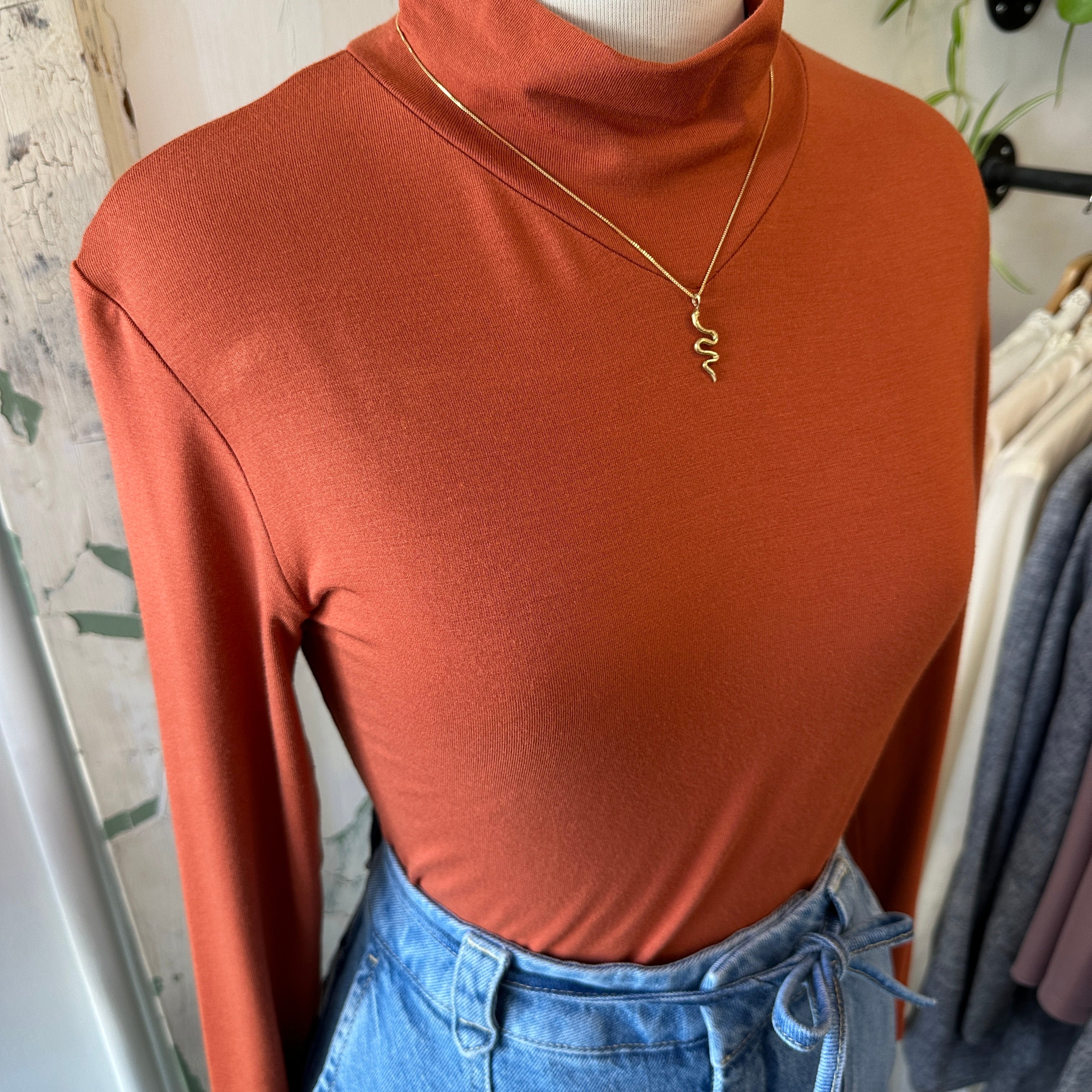 Marigold // Mimi Top Rust