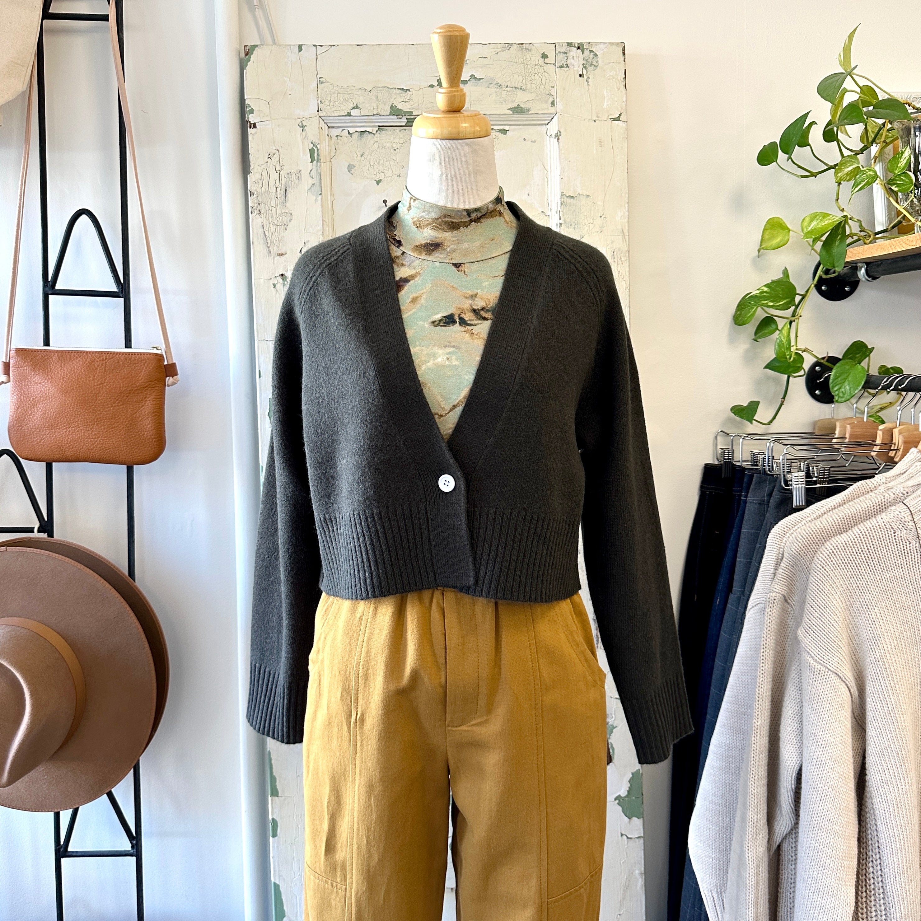 Naïf // Charlotte Cardigan Army Green