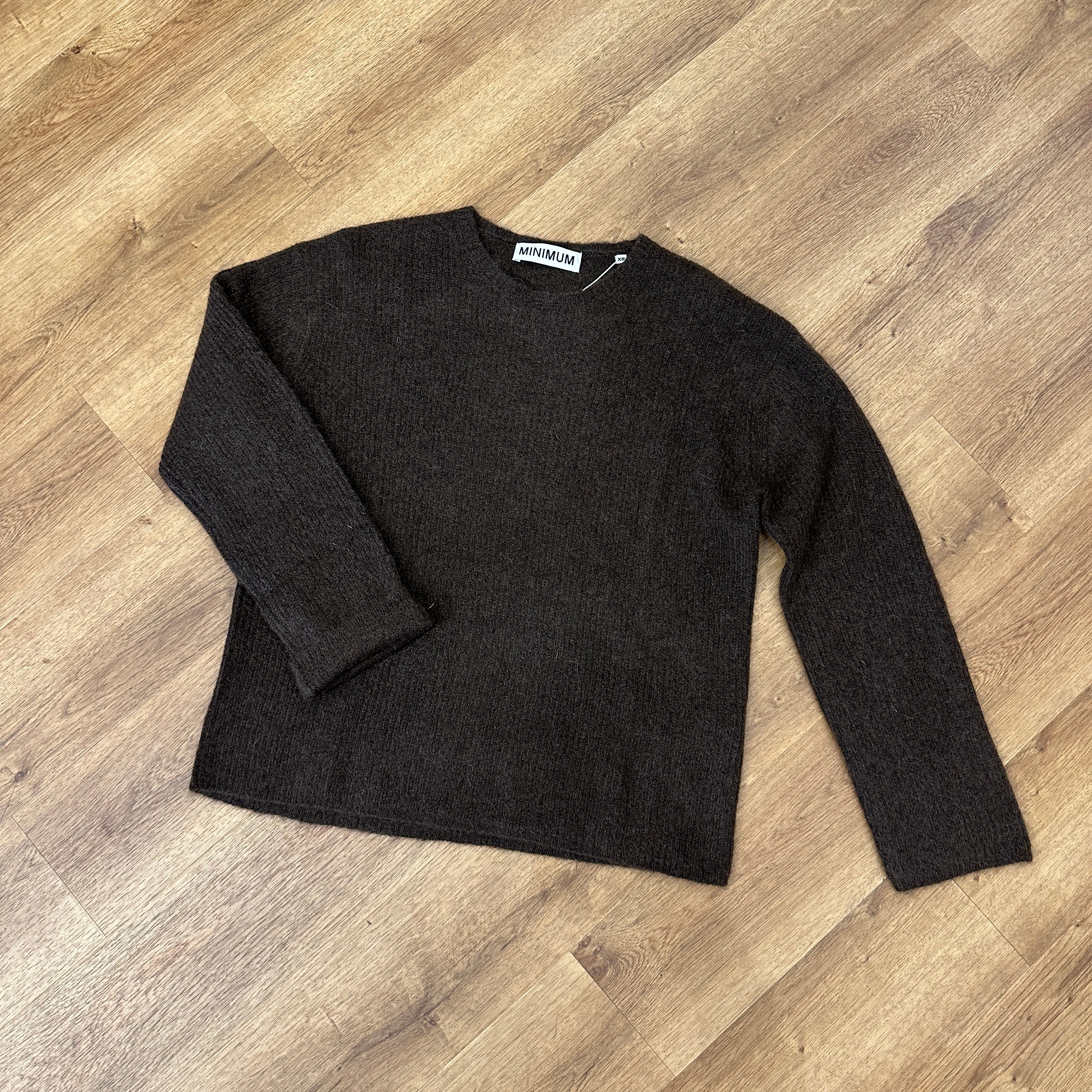 Minimum // Calaha Sweater Seal Brown