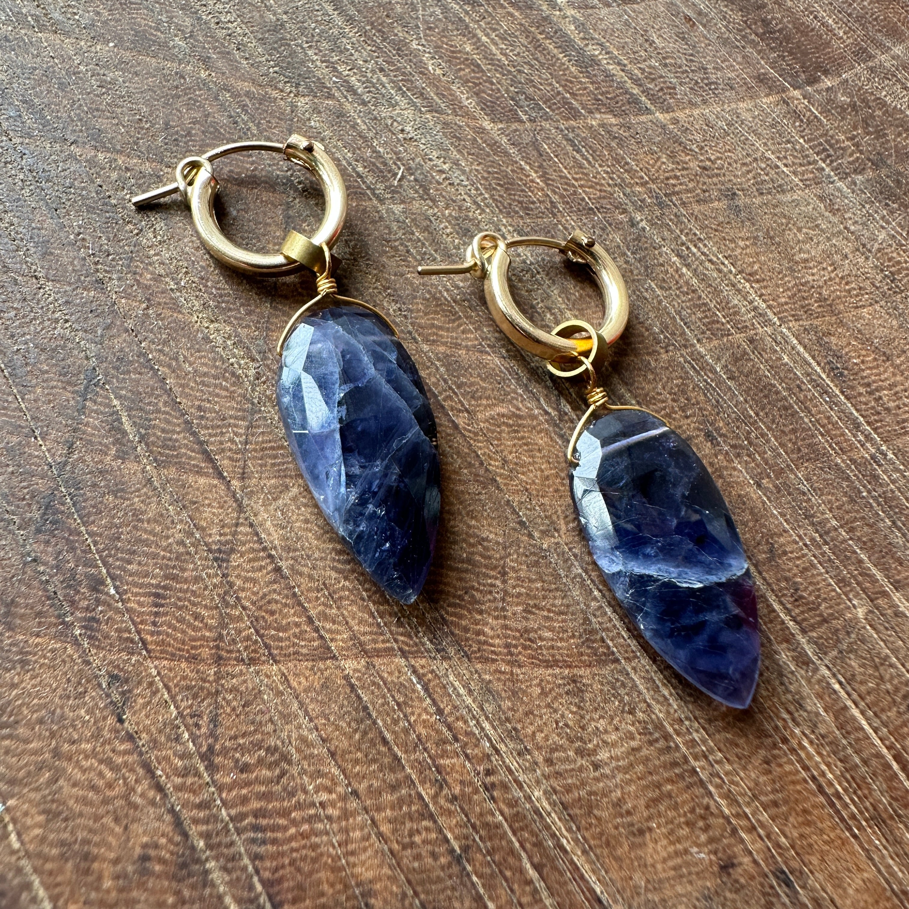Hailey Gerrits // Blanca Hoops Iolite