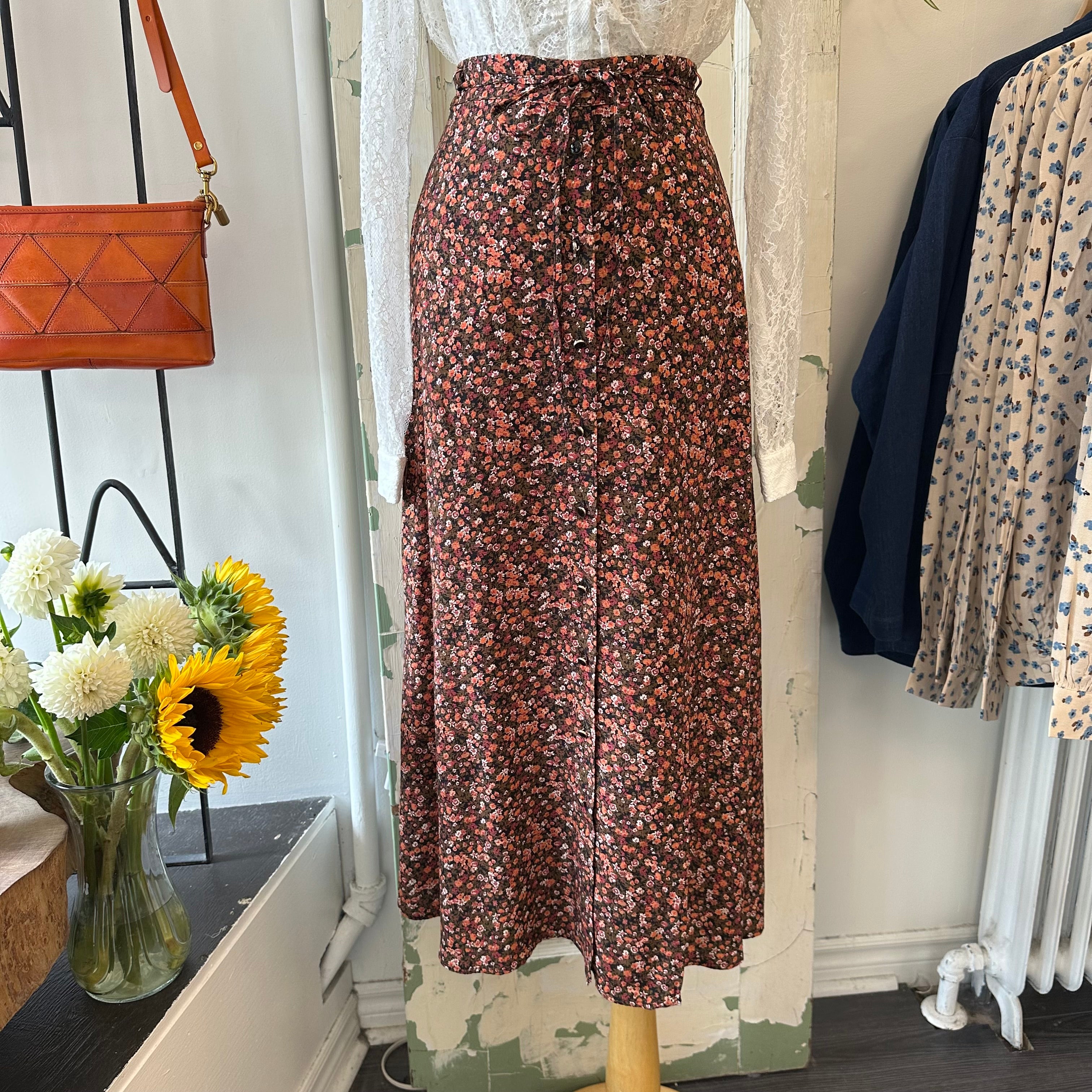 Des Petits Hauts // Elizette Floral Skirt
