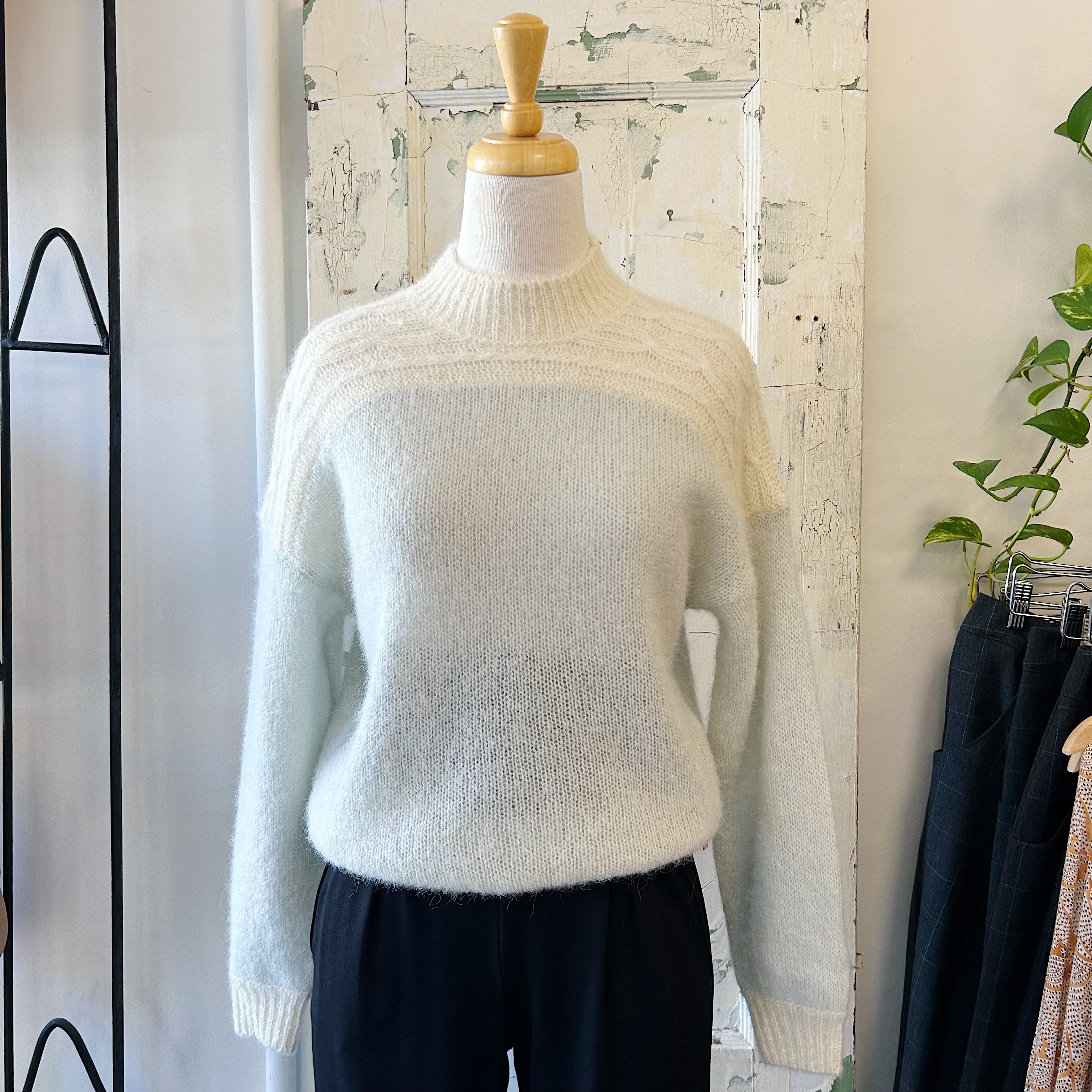 Des Petits Hauts // Dawson Sweater Almond/Ecru