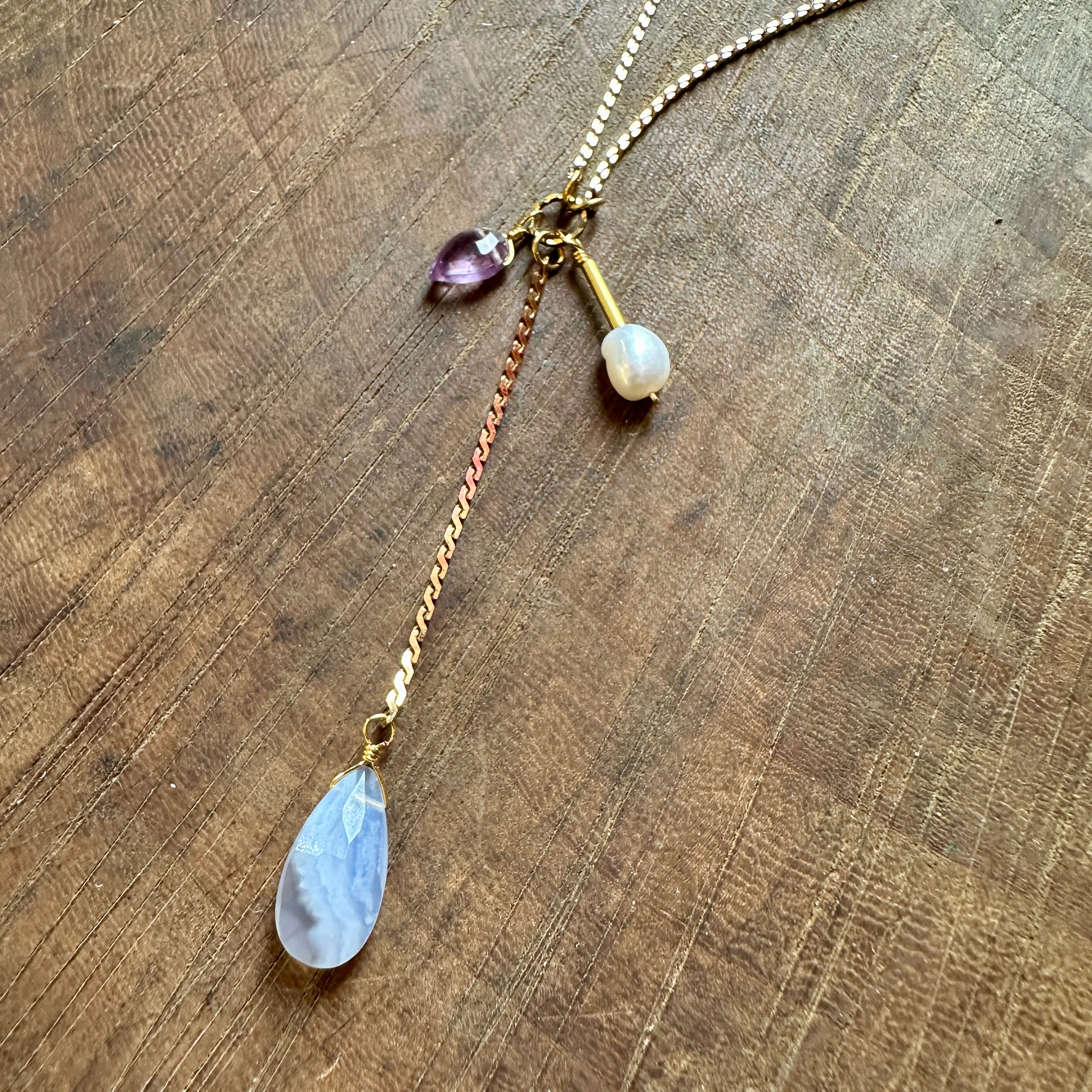 Hailey Gerrits // Brisa Necklace Agate