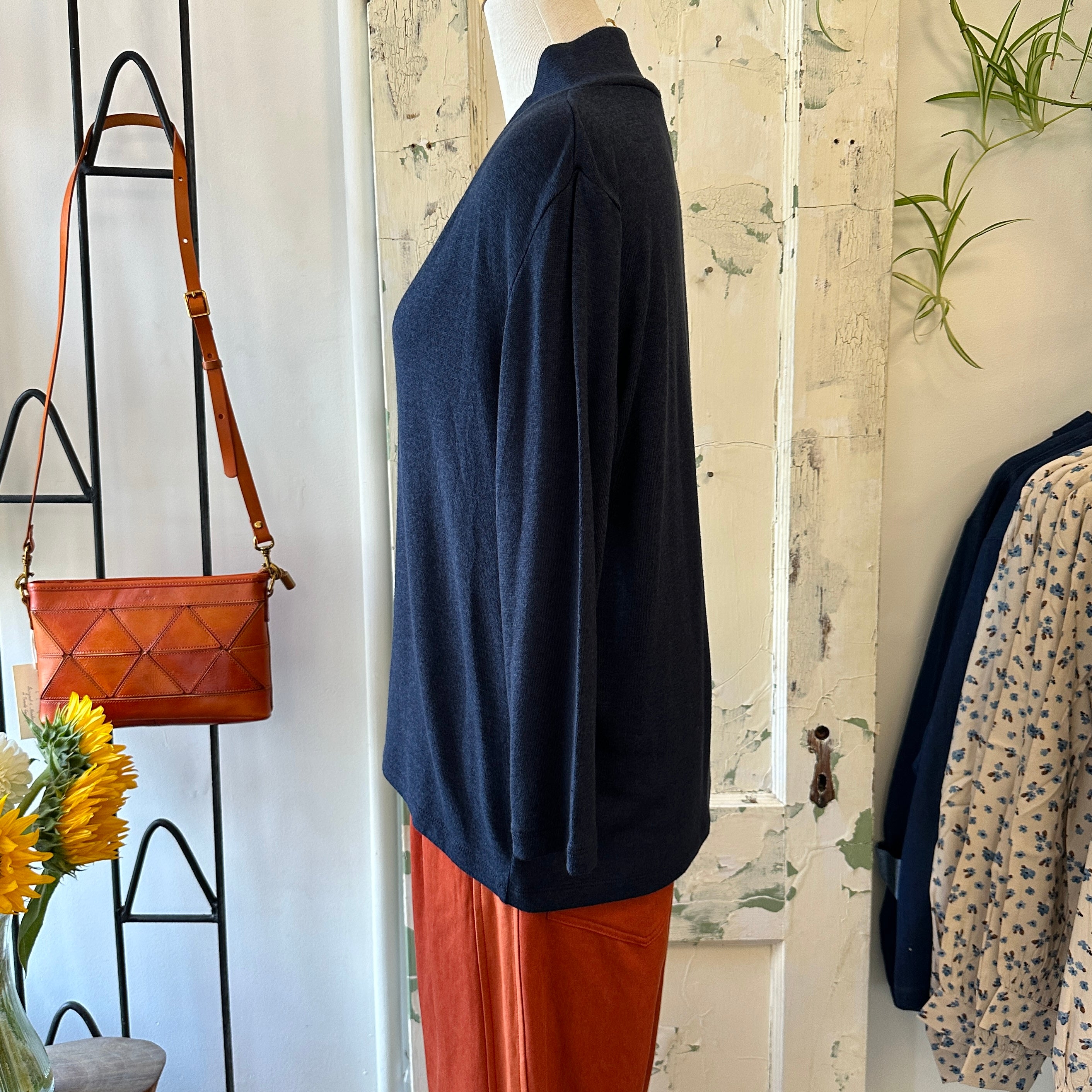 Bodybag by Jude // Victor Top Navy