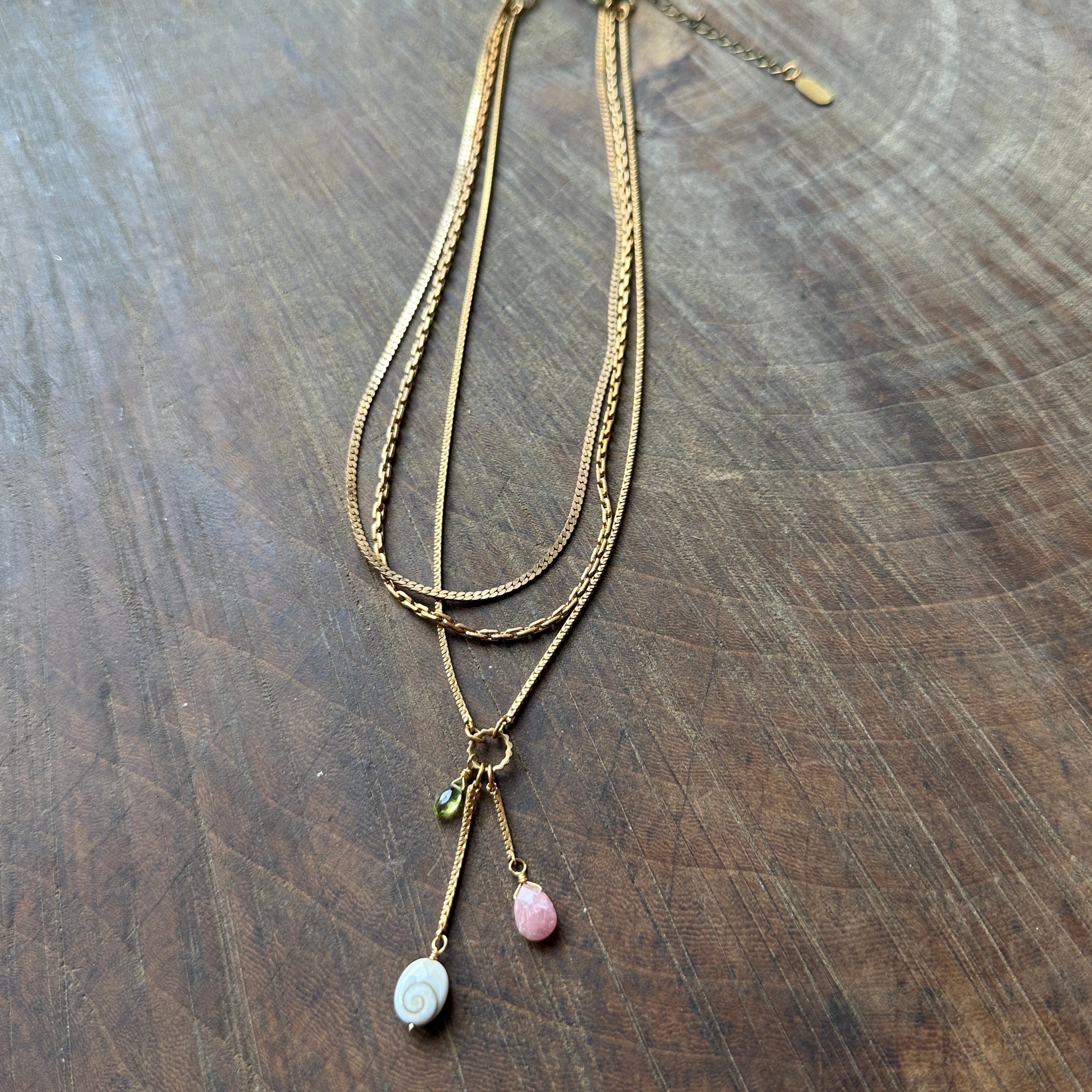 Hailey Gerrits // Lynna Necklace Rhodochrosite Peridot & Shell