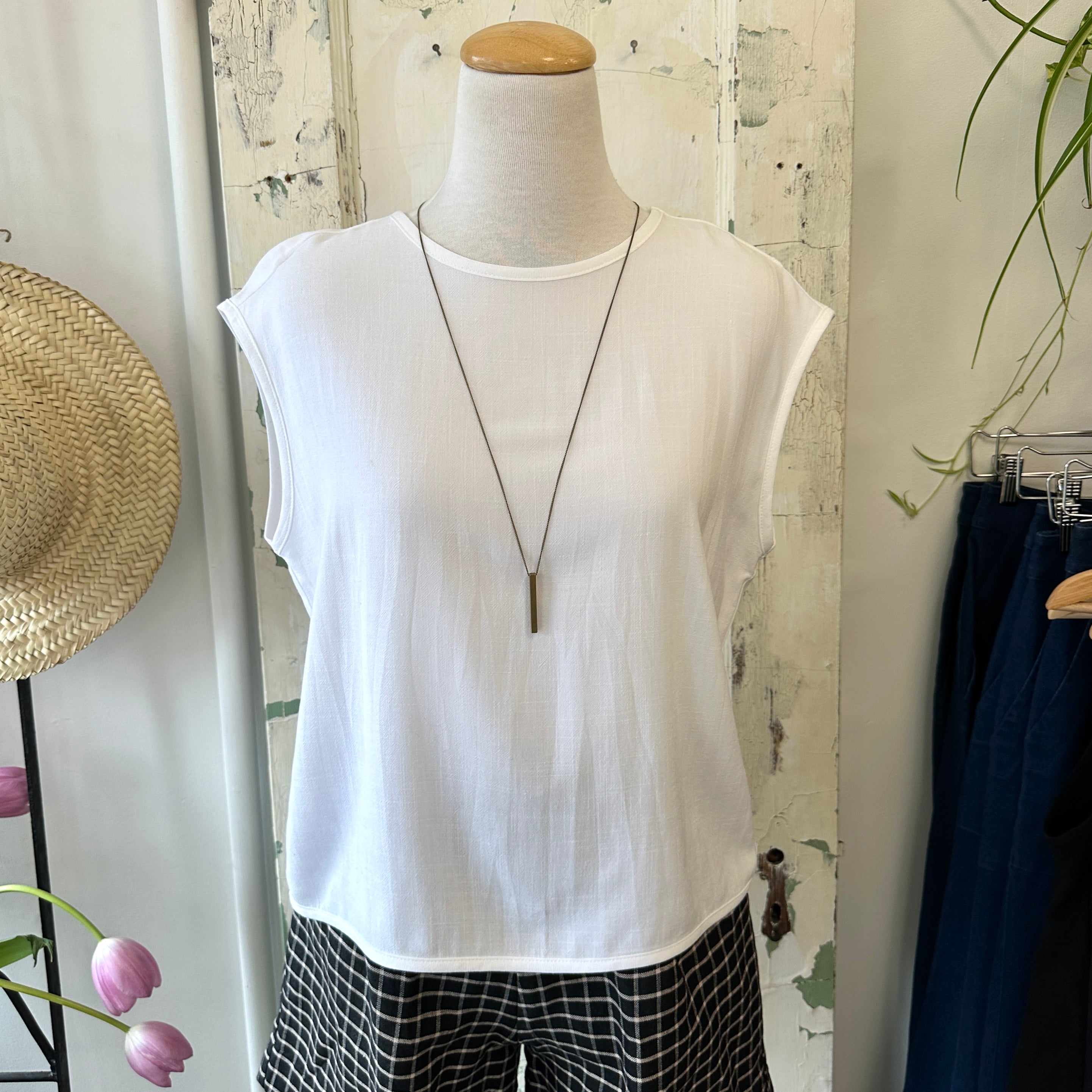Cokluch // Bayang Top White
