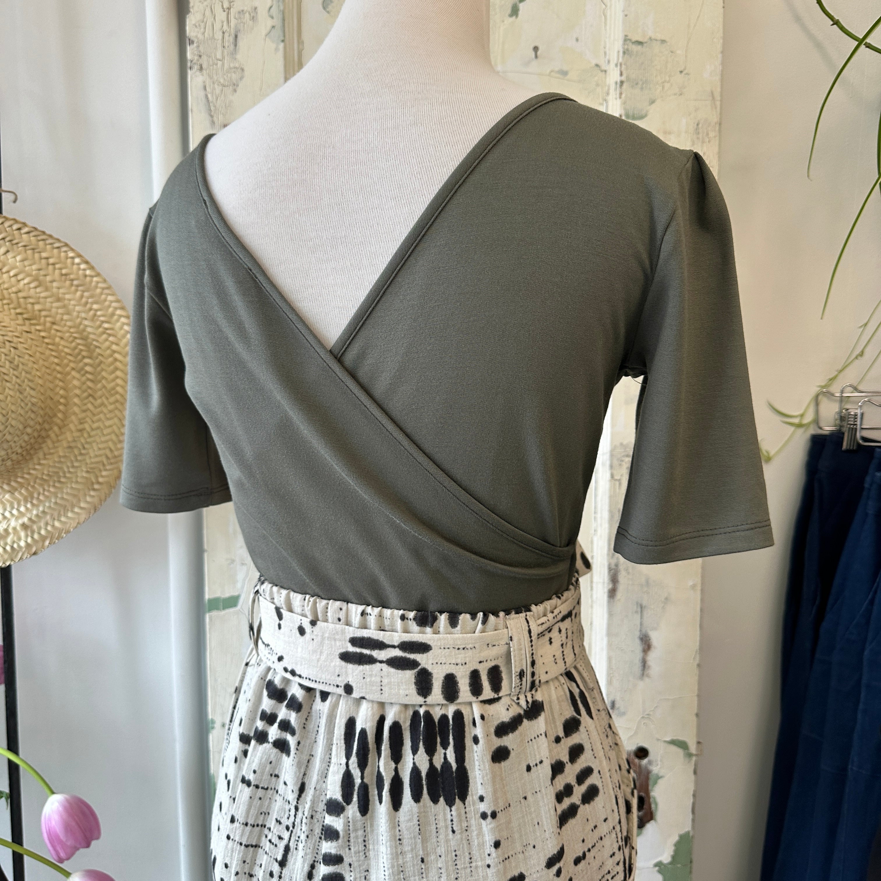 Meemoza // Lara Top Khaki Green