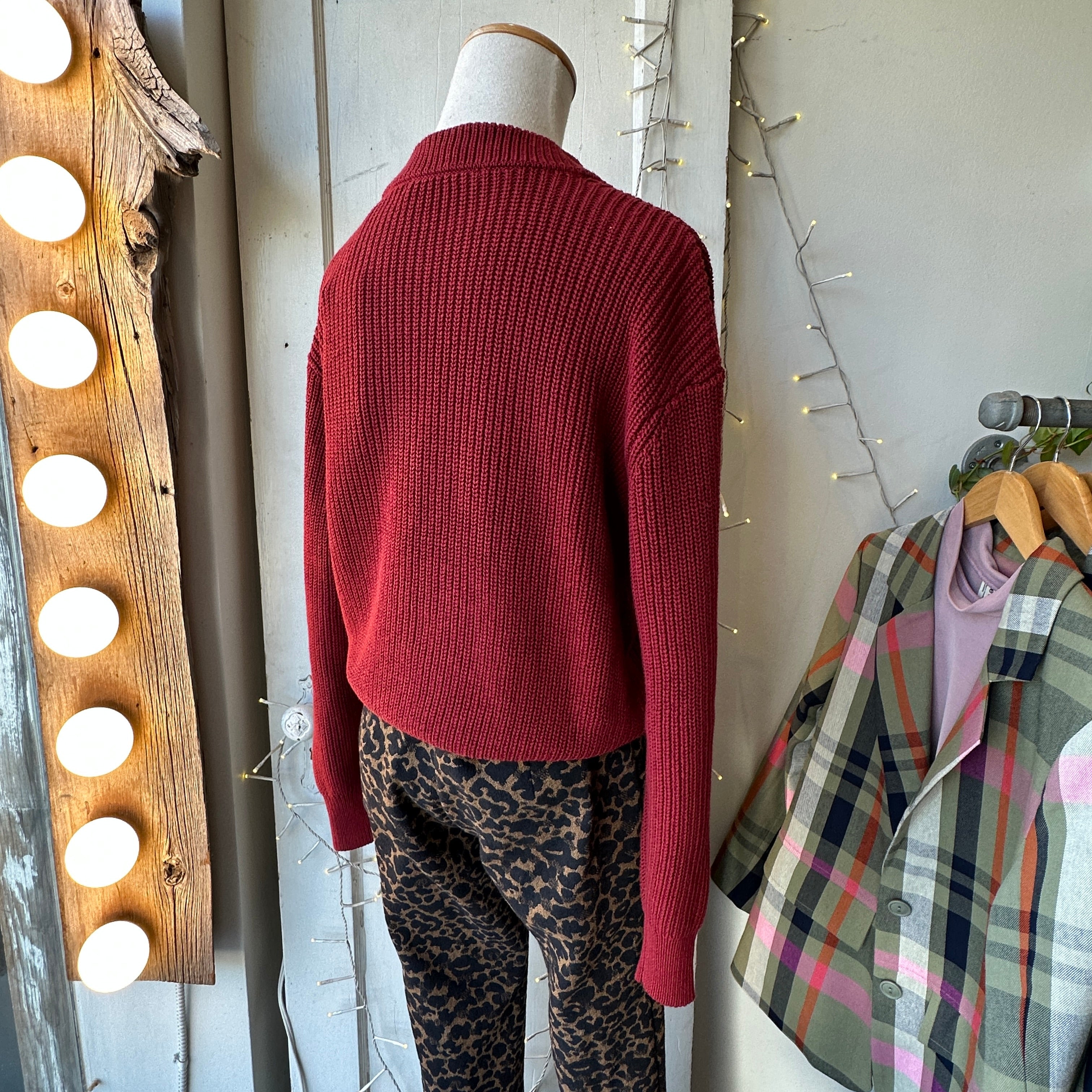 Minimum // Mikala Cotton Pullover Merlot