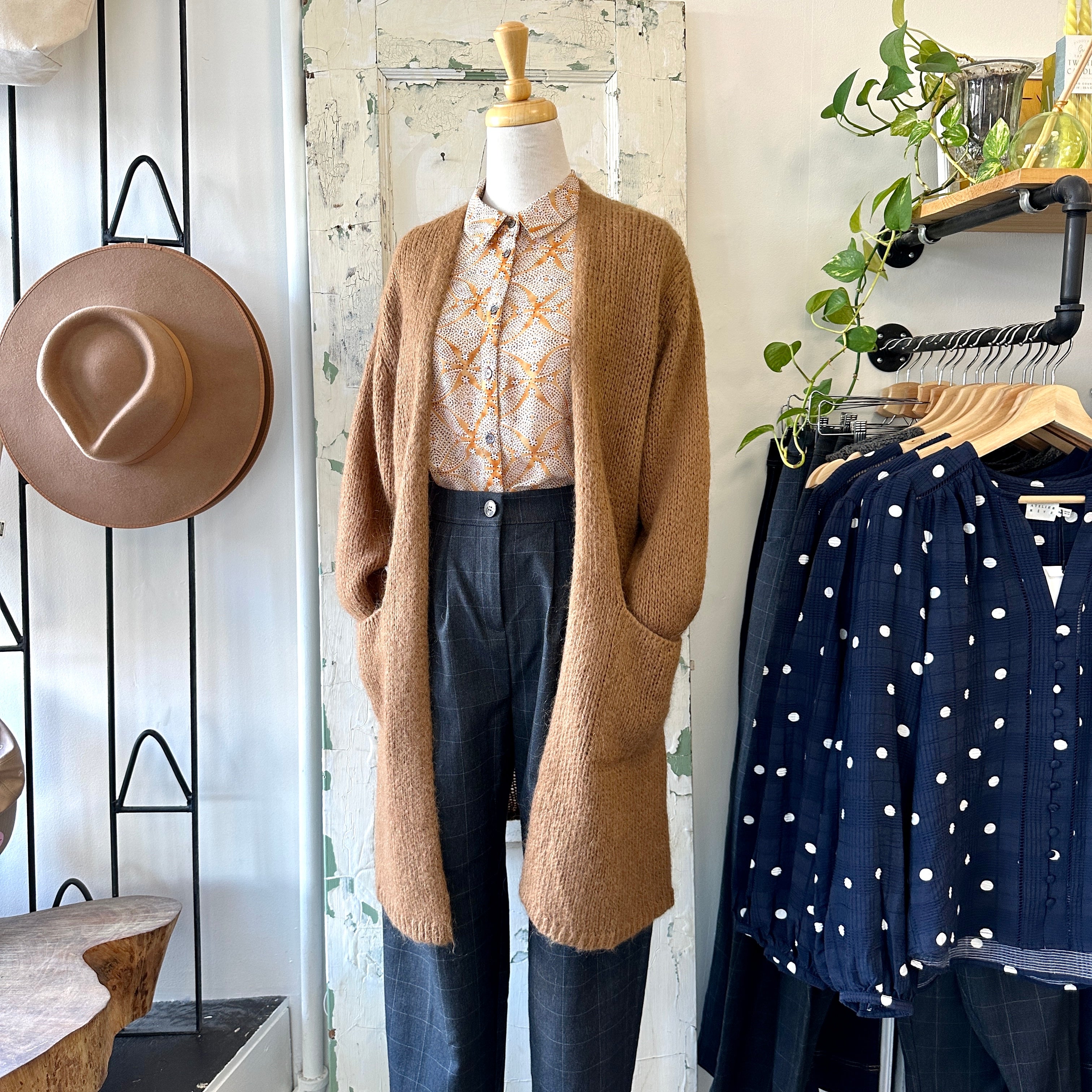 Indi & Cold // Camel Open Cardigan
