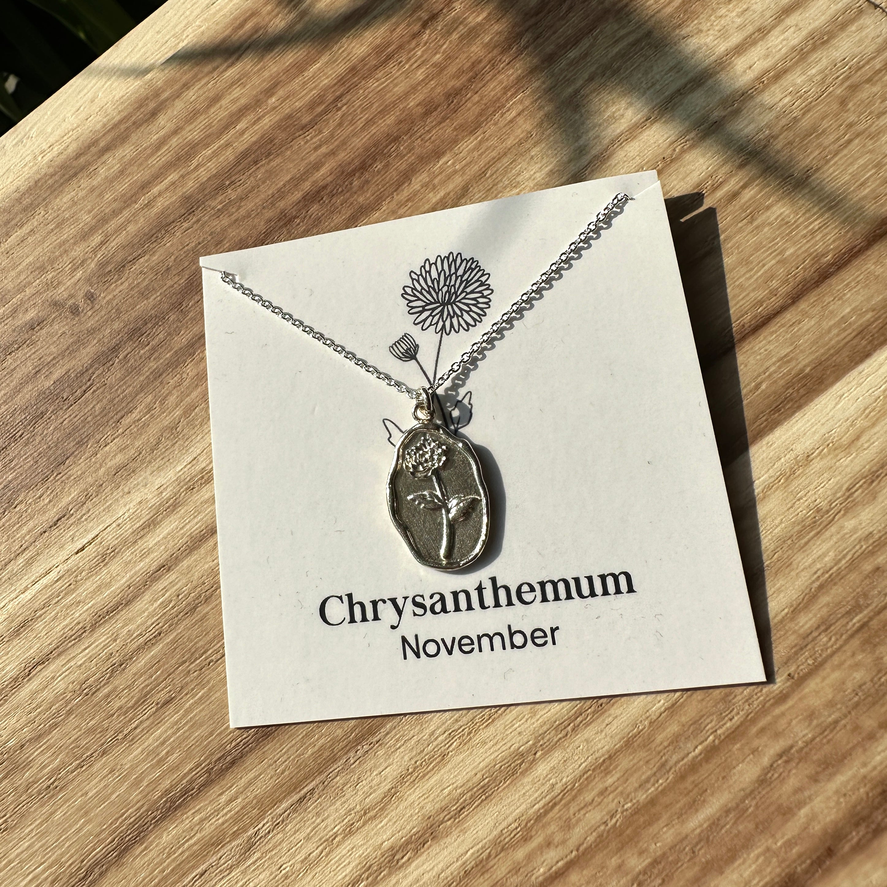 Nicole Gilbert // Birth Flower Necklace November (Chrysanthemum)
