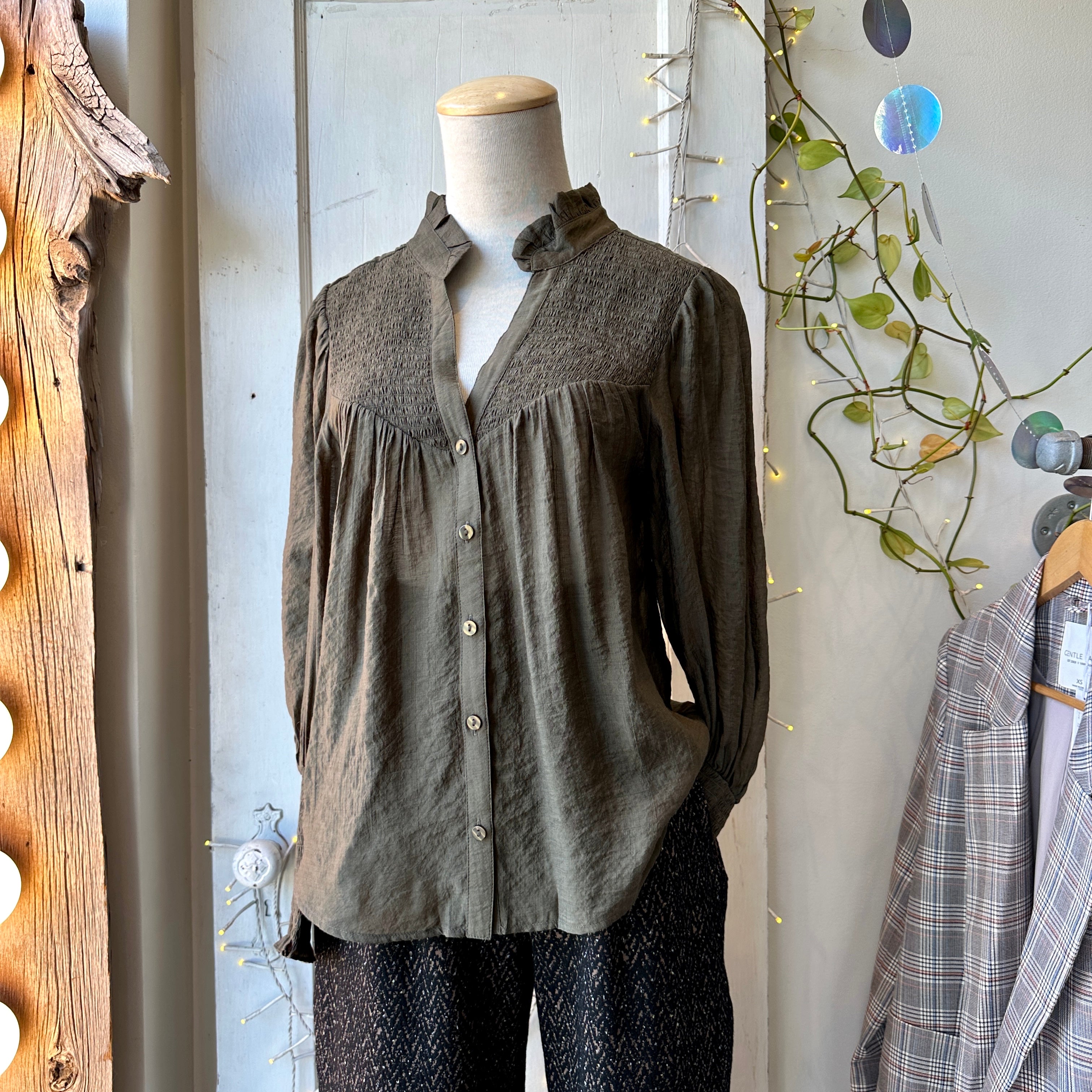 Melissa Nepton // Paola Blouse Dark Khaki