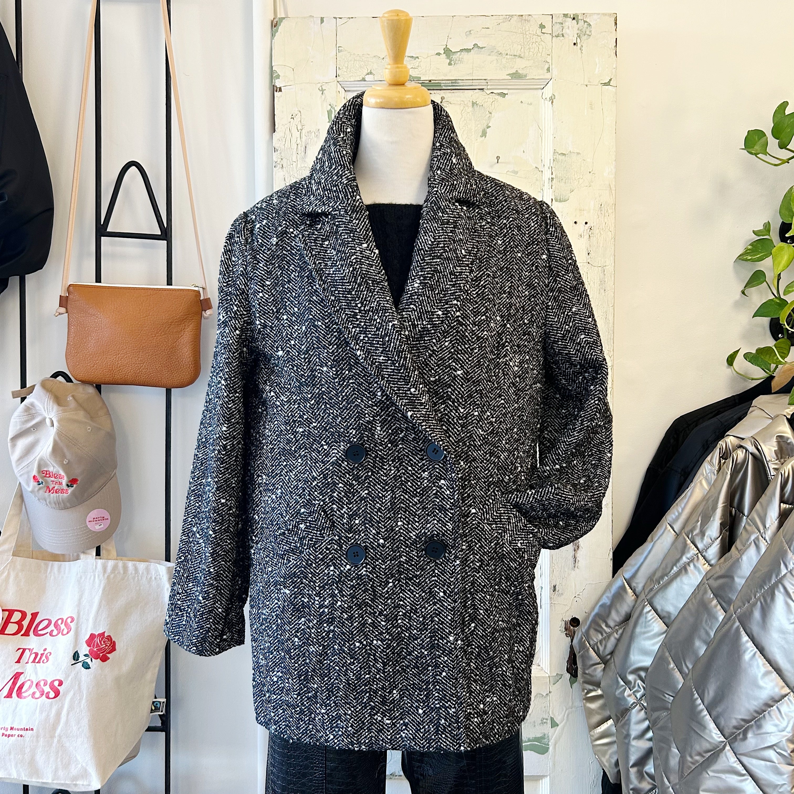 Pink Martini // Millie Blazer Black