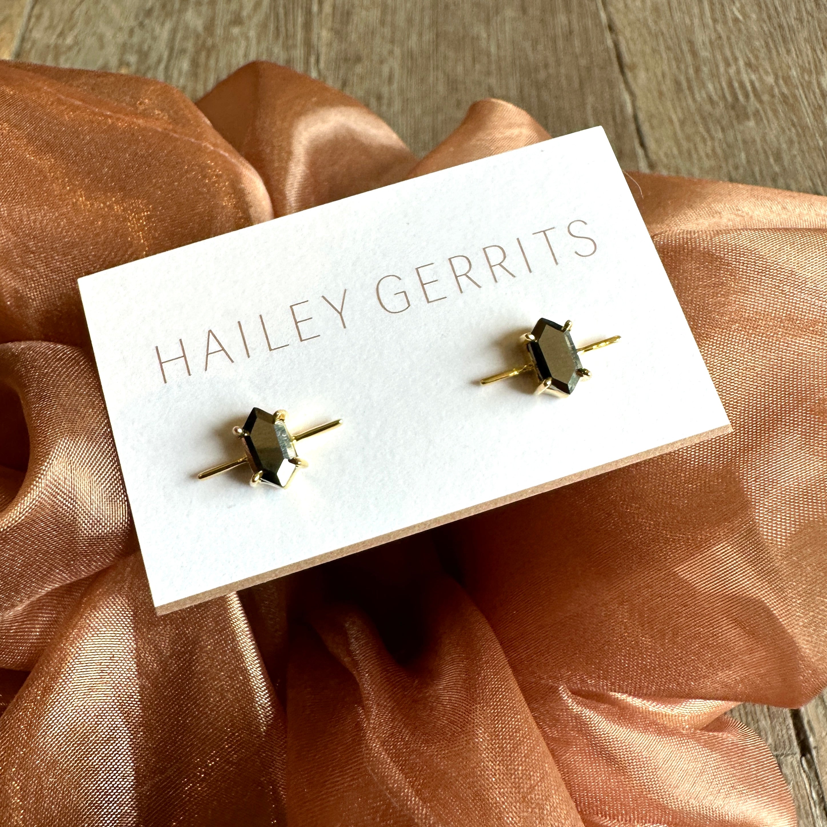 Hailey Gerrits // Hexagon Bar Studs Pyrite