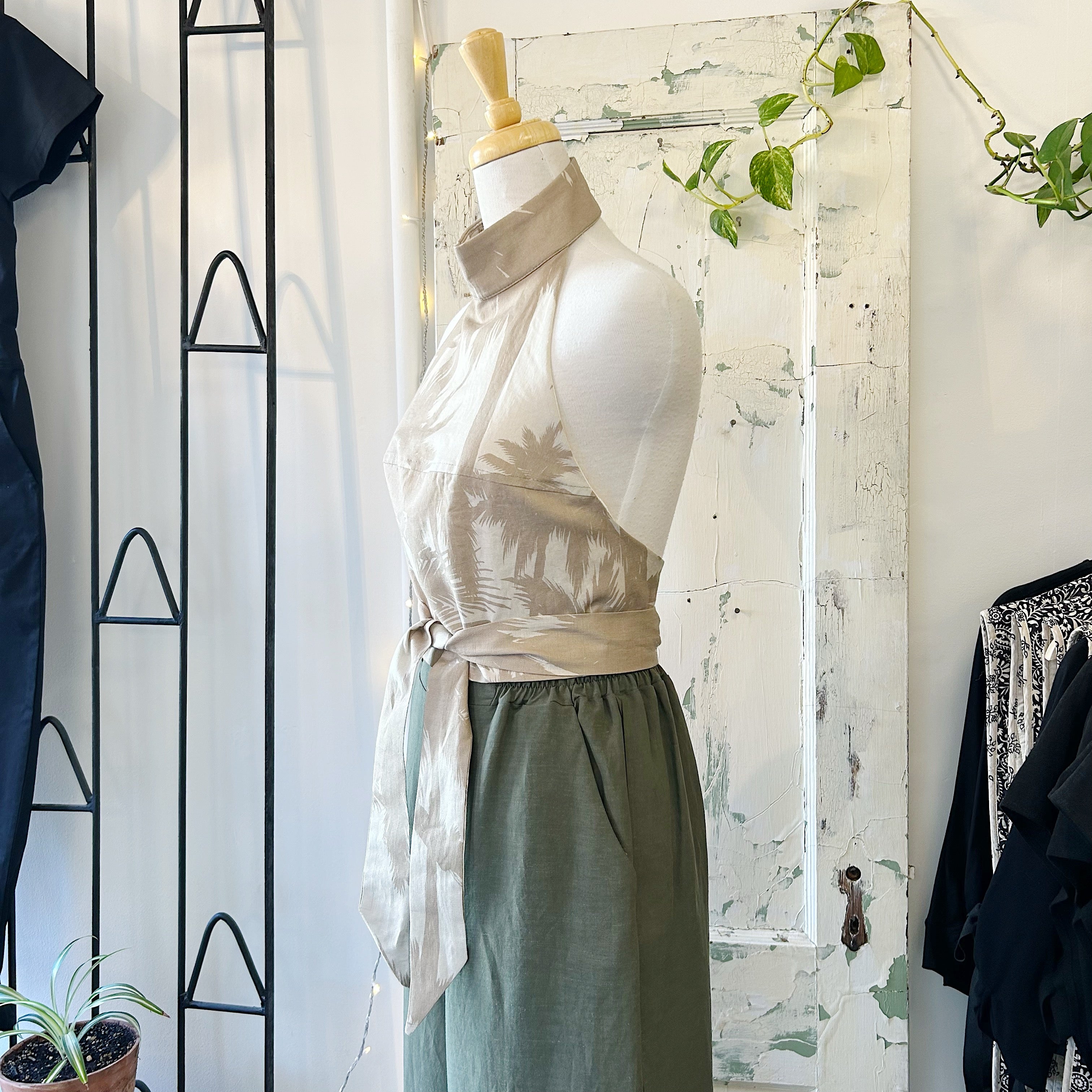 Bodybag by Jude // Maui Halter Palmier
