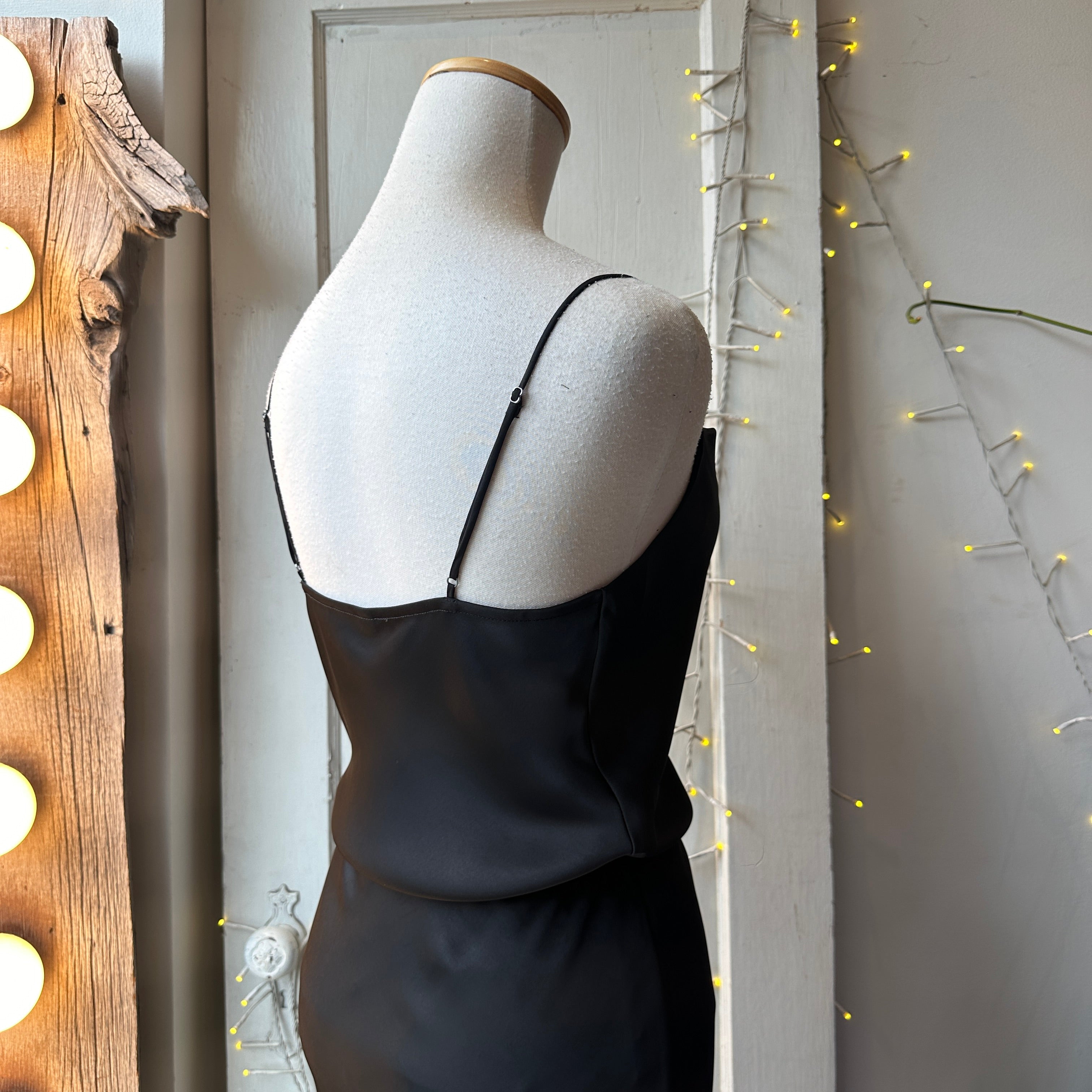 Gentle Fawn // Anisa Tank Black
