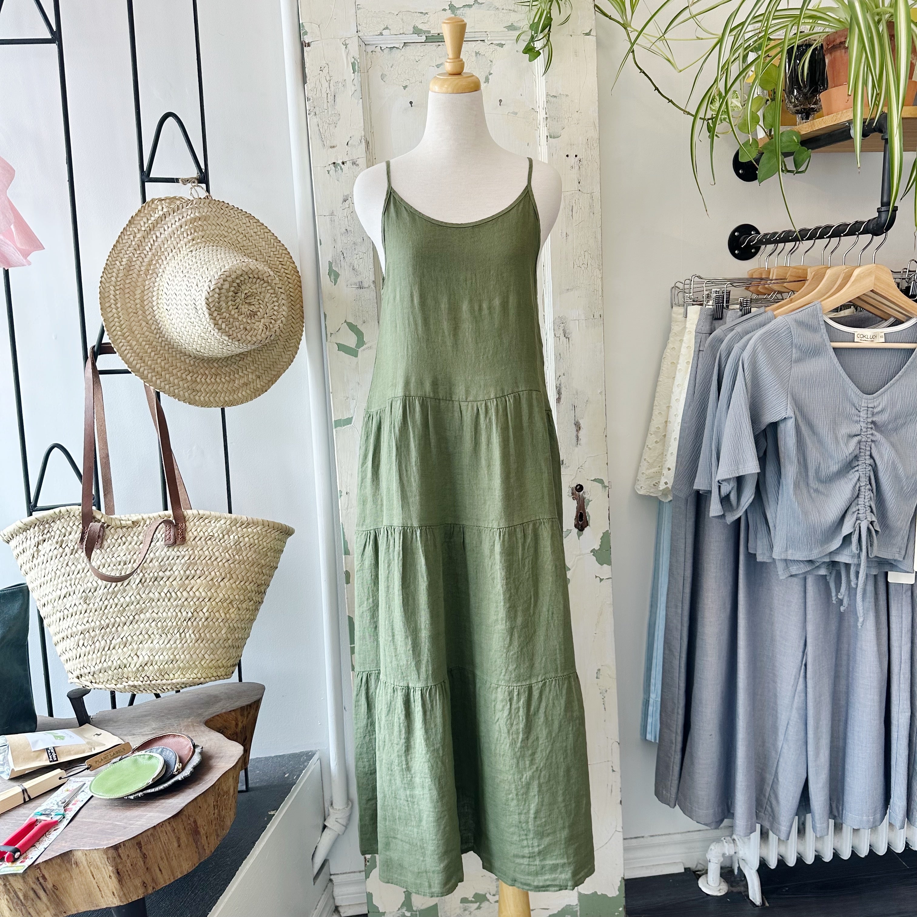 Yoga Jeans // Ophelia Linen Dress Moss