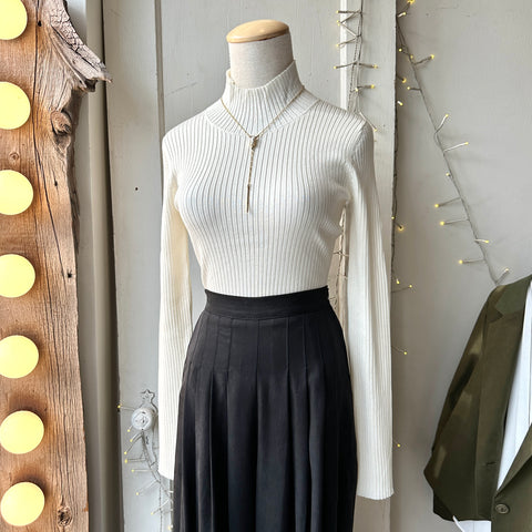 Pink Martini // Elodie Sweater