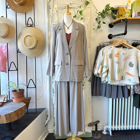 Minimum // Delphines Coat