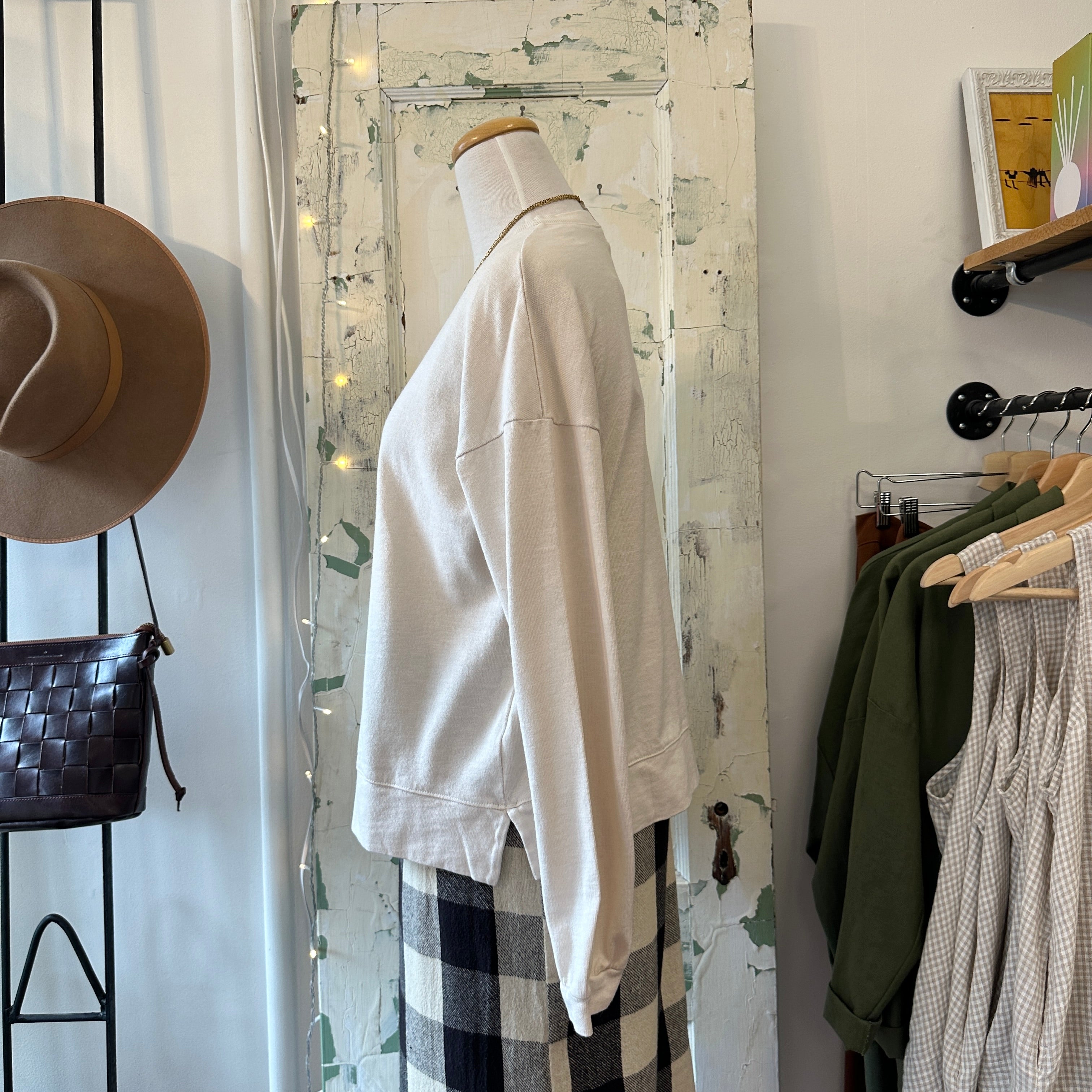 Indi & Cold // Lara Ivory Cotton Pullover