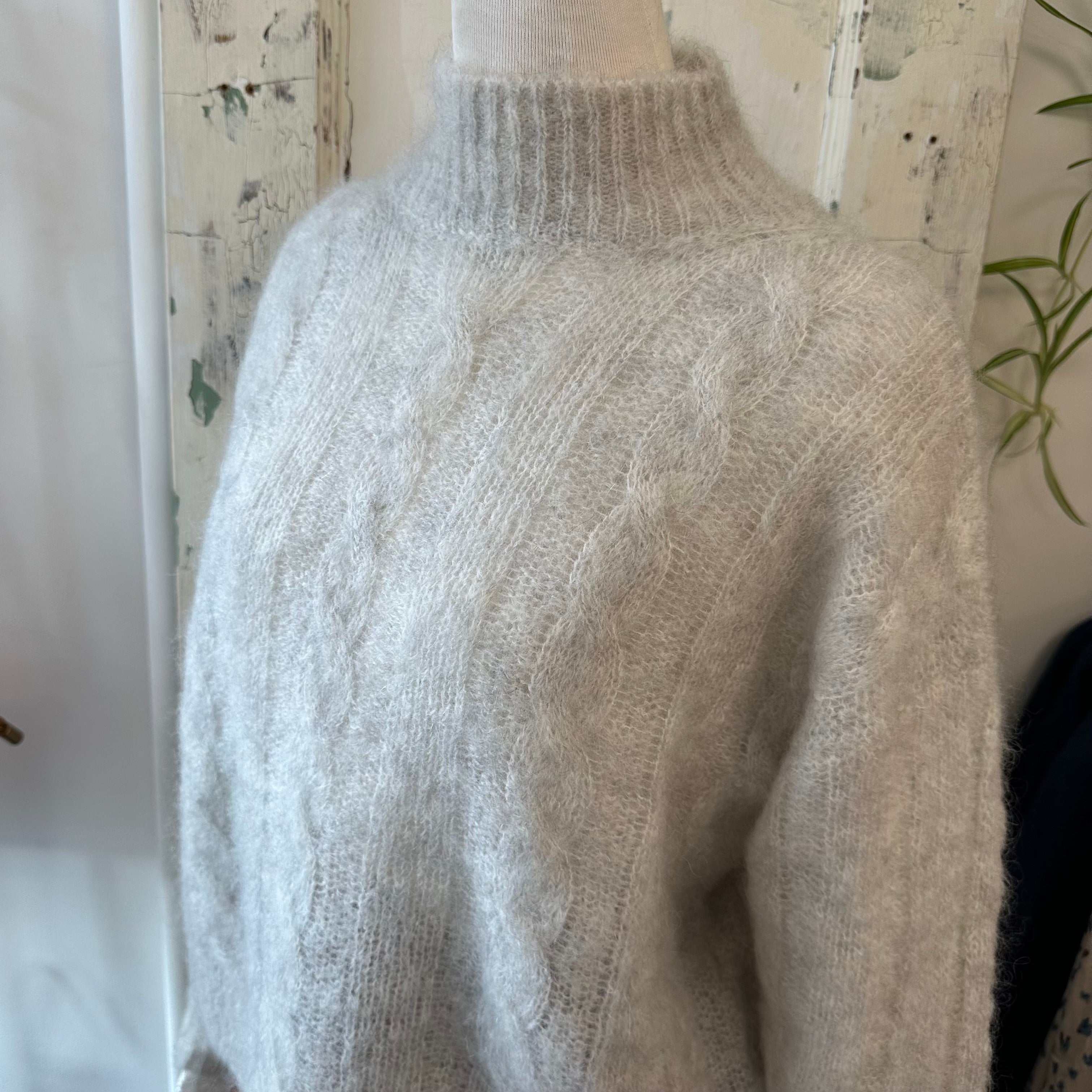 Des Petits Hauts // Alonzo Fluffy Cable Mock Neck