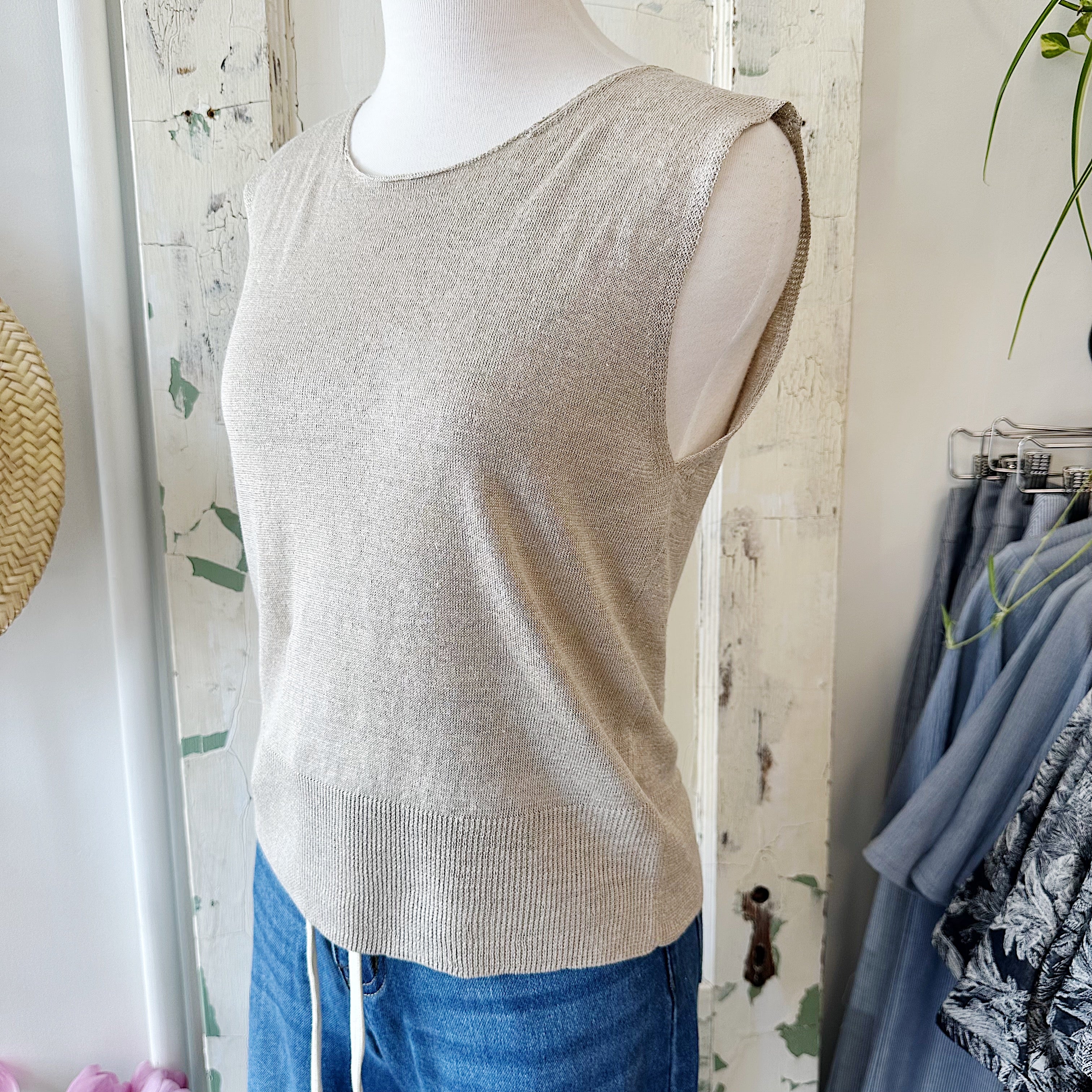 Naïf // Jenny Top Taupe