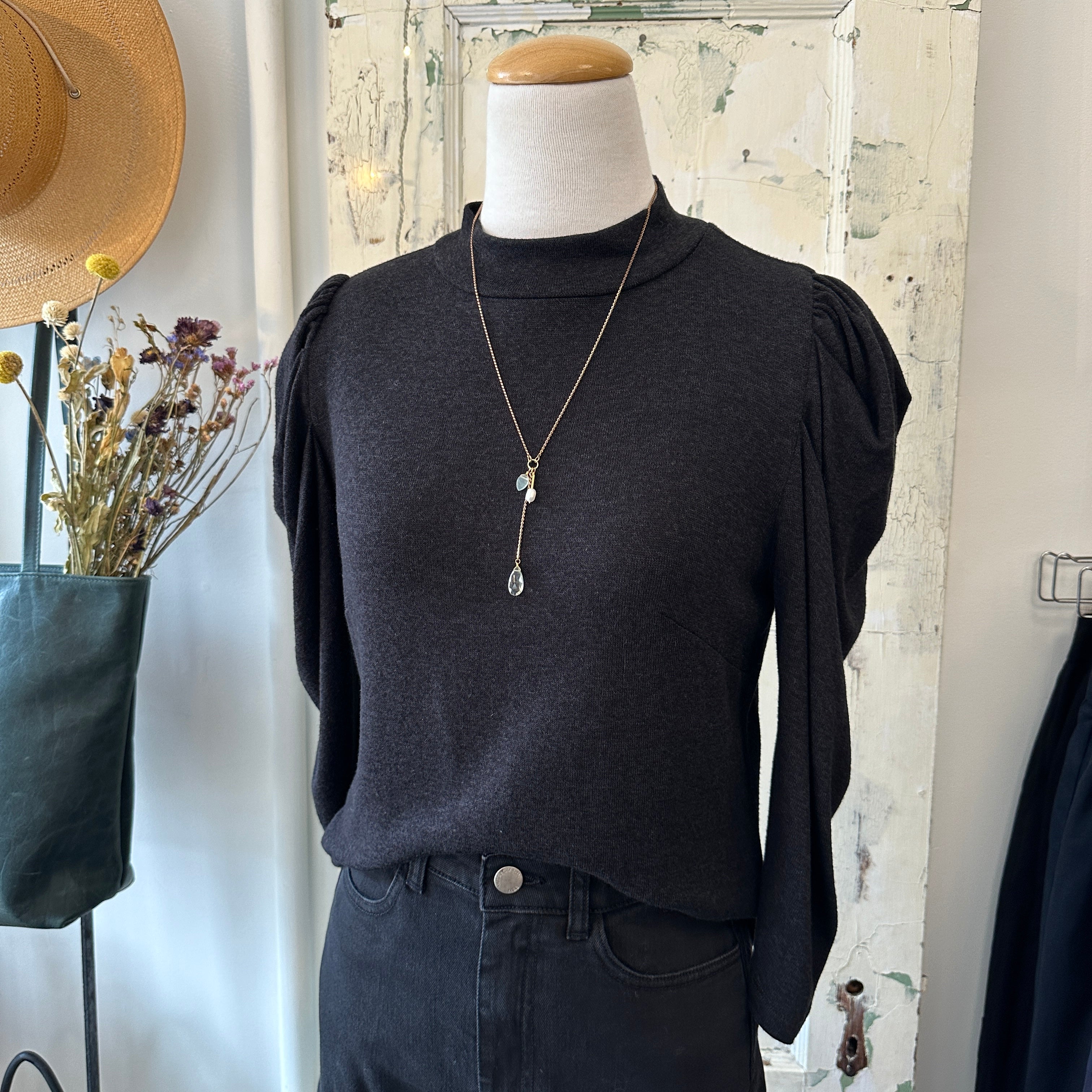 Cokluch // Nenuphar Top Noir Black