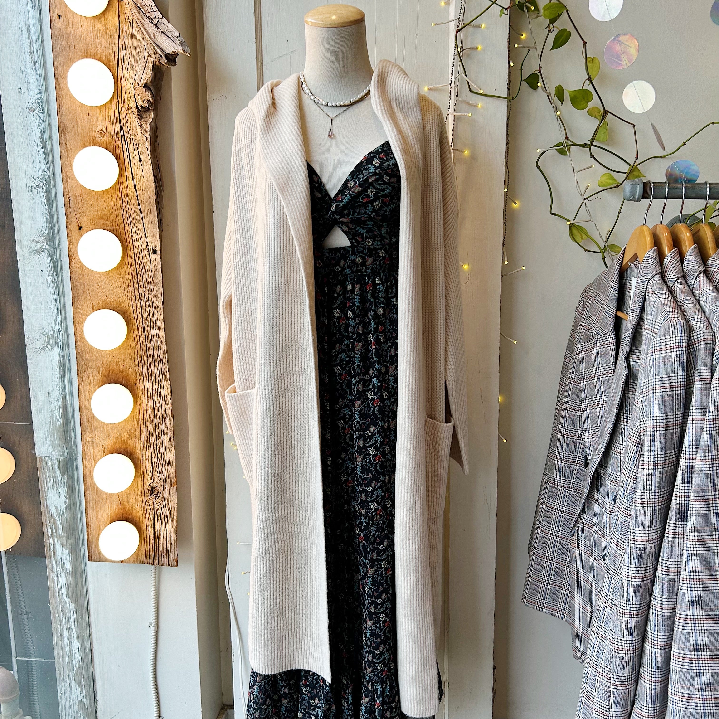 Gentle Fawn // Maeve Cardi Ecru