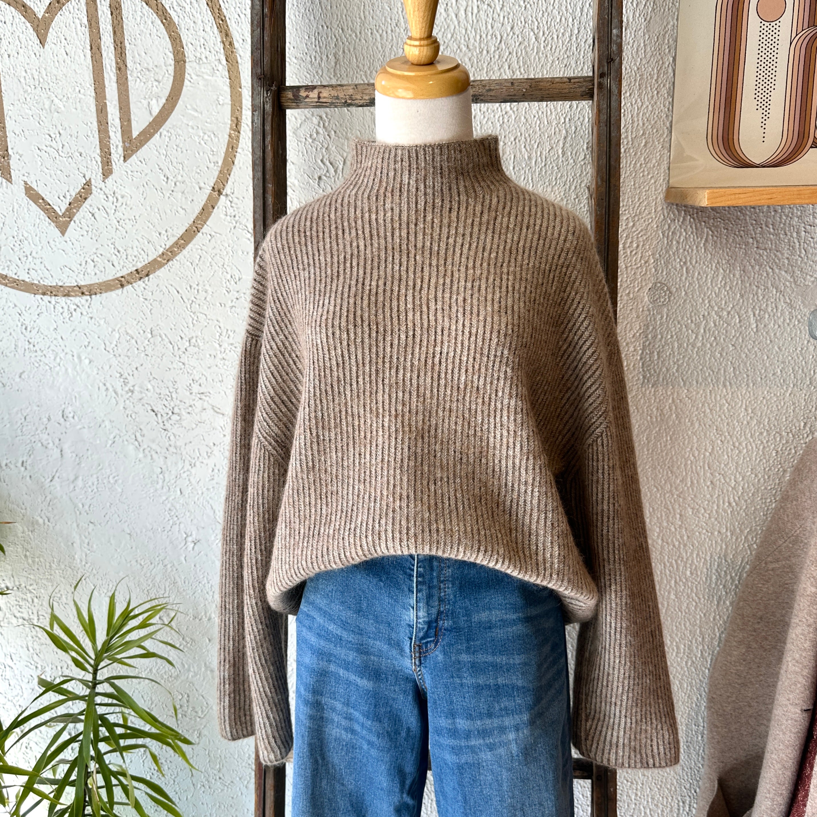Minimum // Mercy Sweater Chinchilla