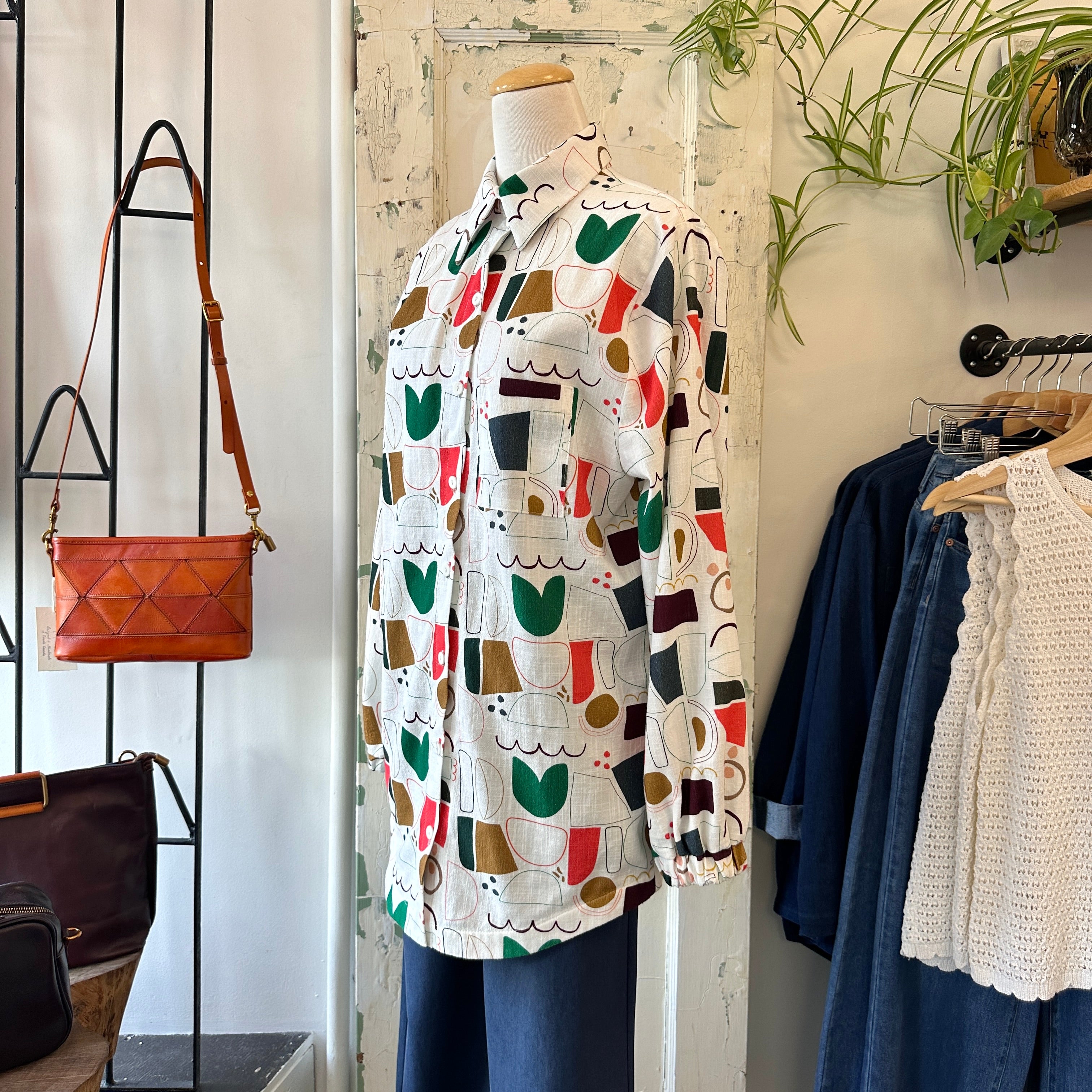 Melow // Leandre Blouse Papercut