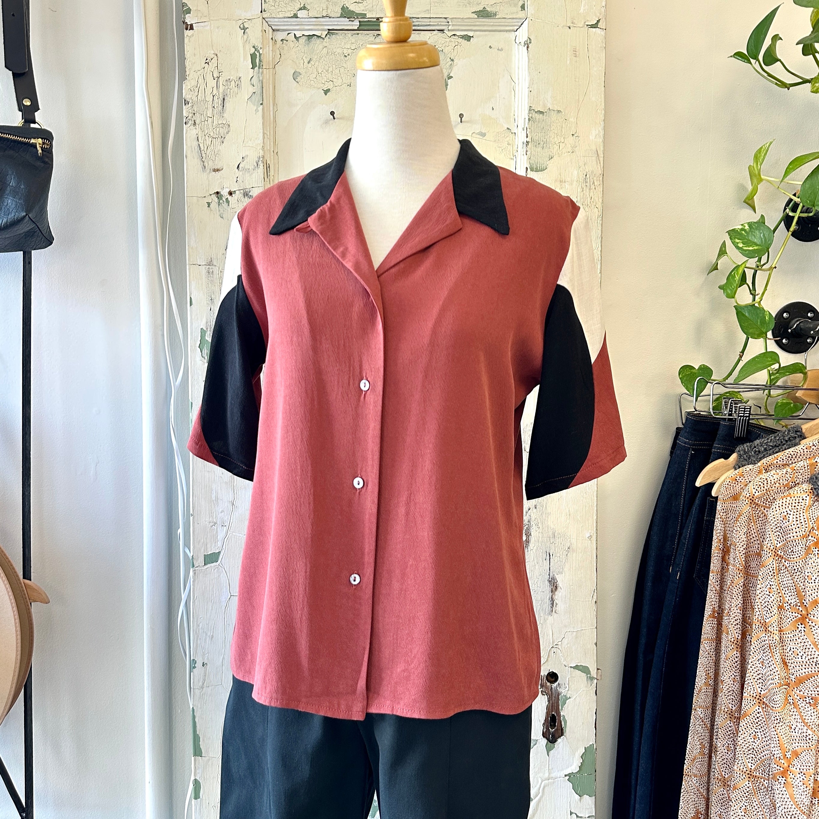 Jennifer Glasgow // Mavis Button Up Rust