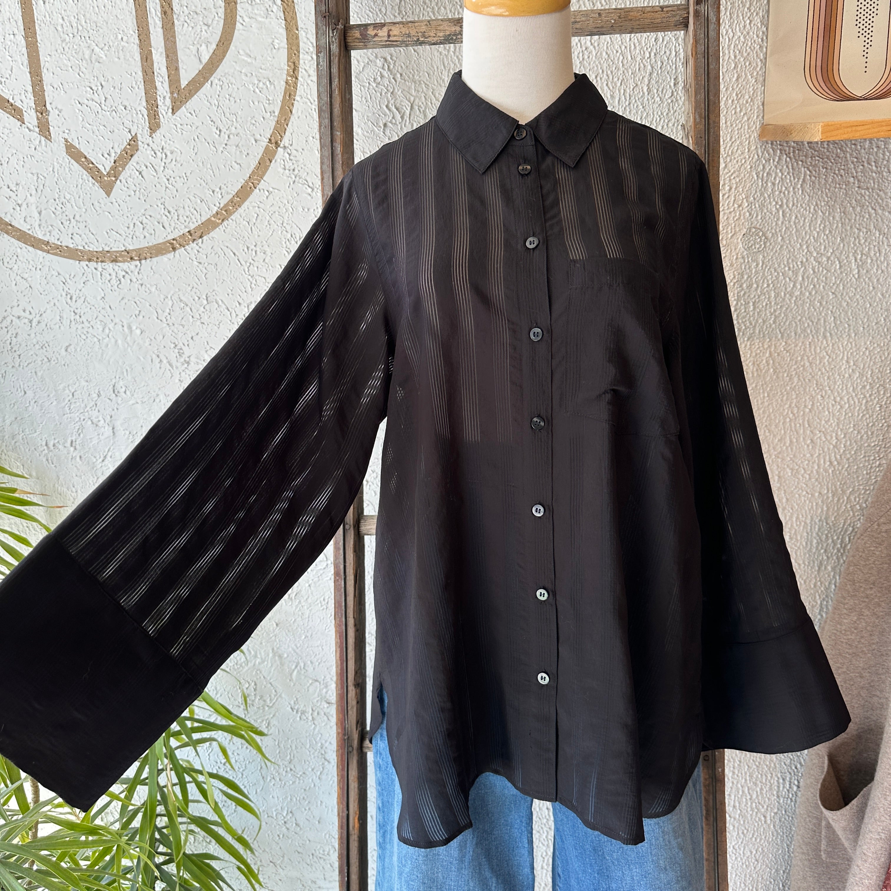 Minimum // Mya Shirt Black