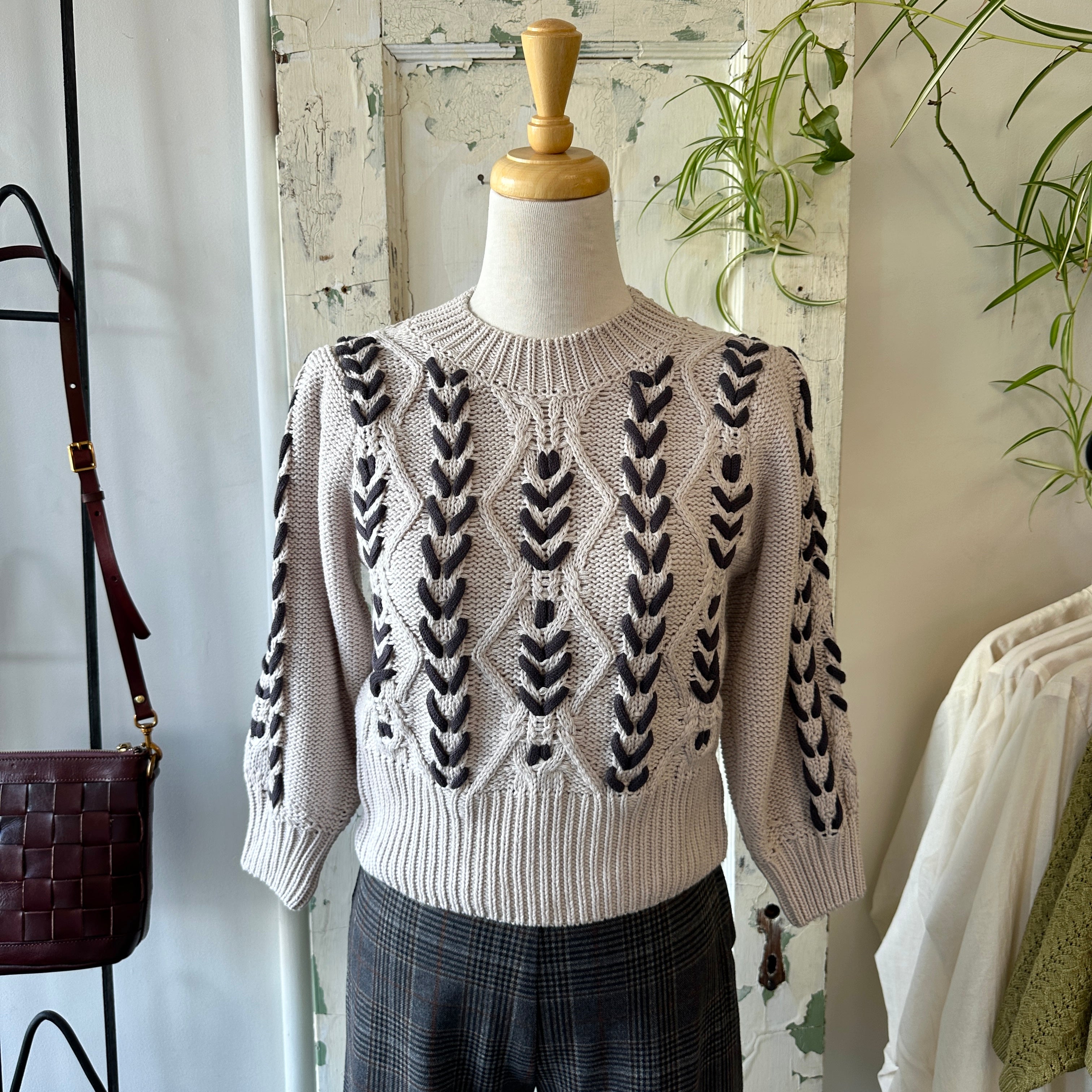 Pink Martini // Terrace Sweater Beige