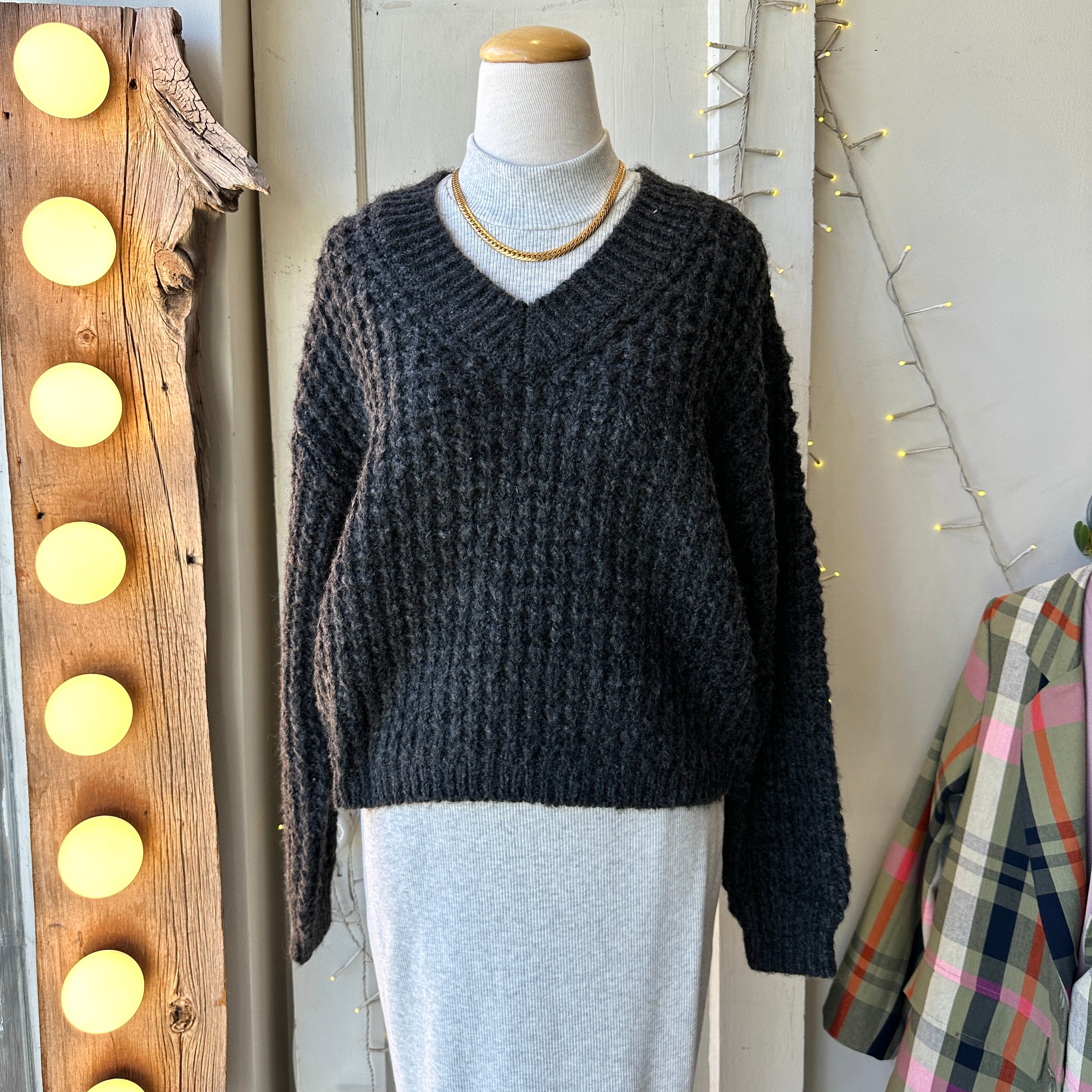 Gentle Fawn // Willow Sweater Charcoal