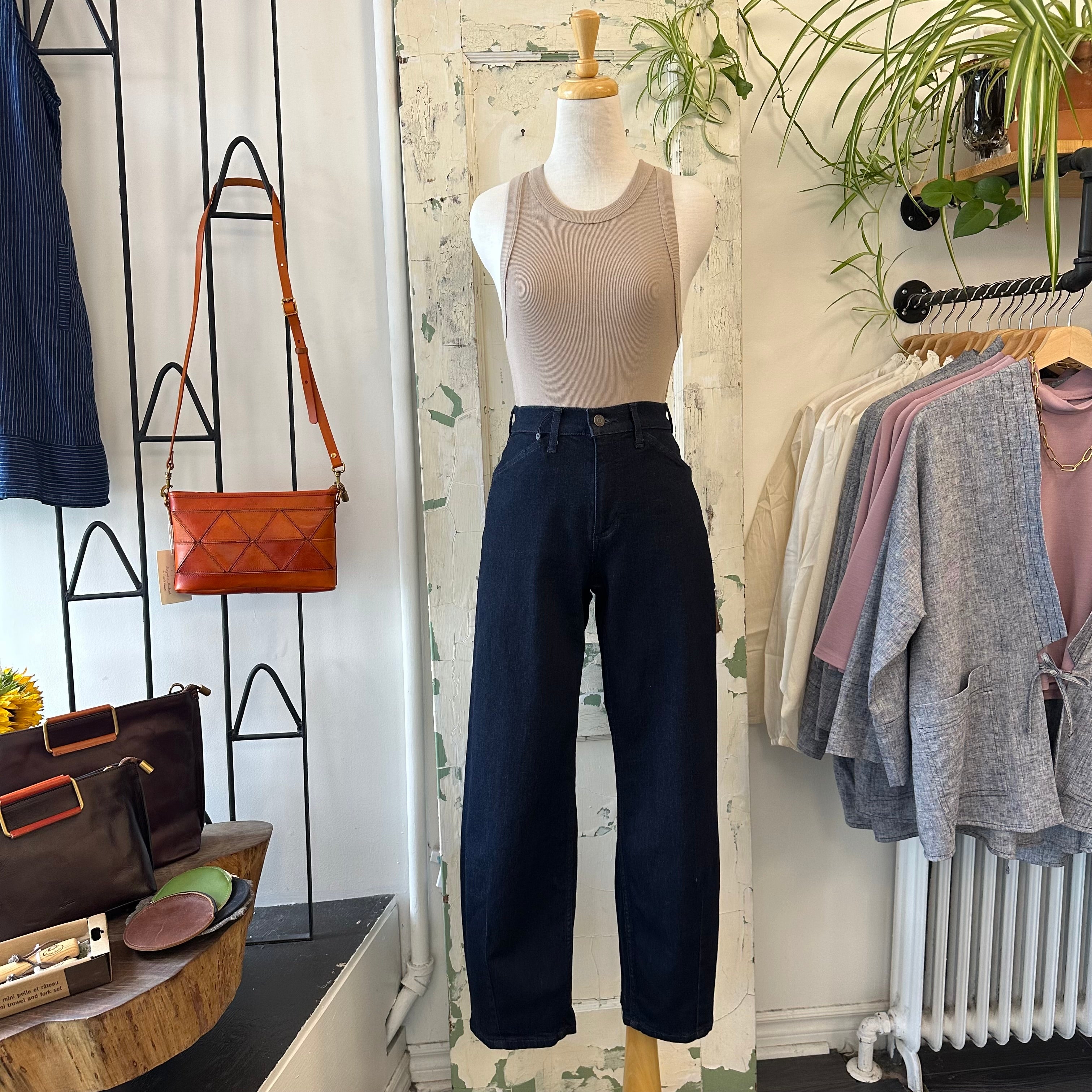 Yoga Jeans // Malia Relaxed Horseshoe 28