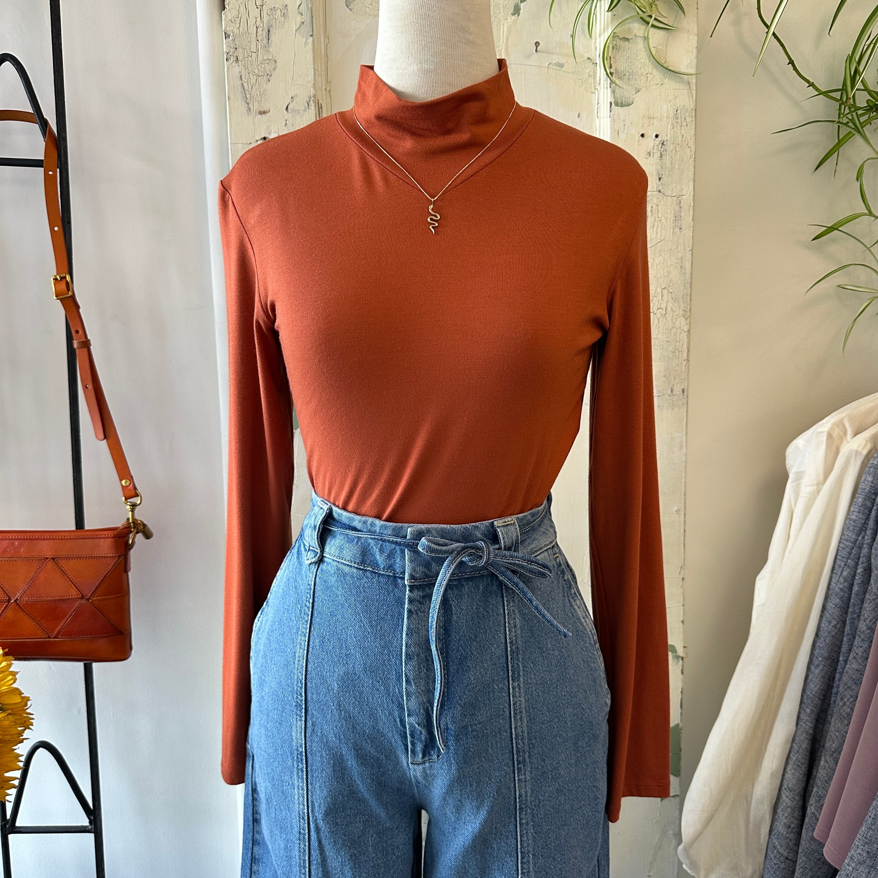 Marigold // Mimi Top Rust
