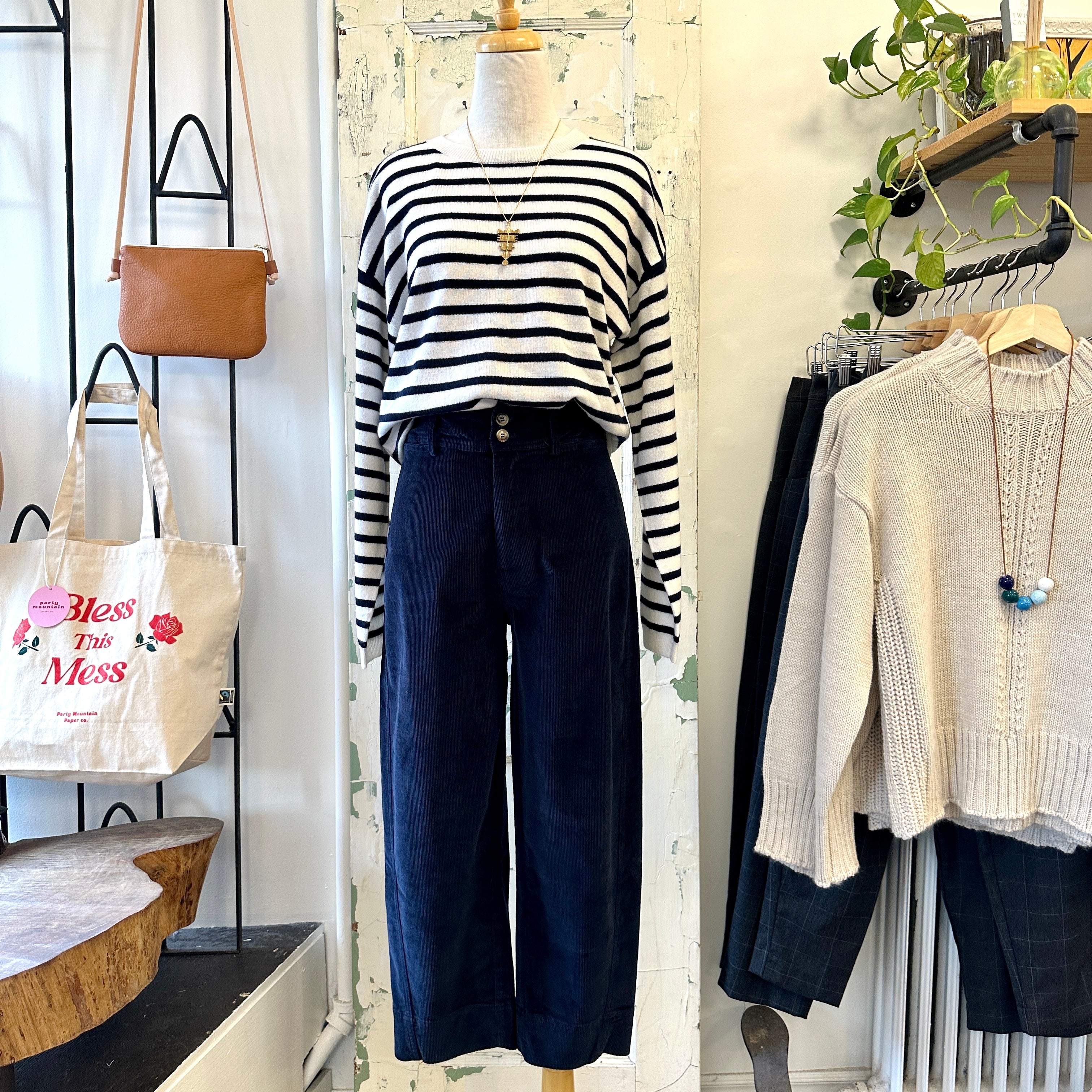 Naïf // Bay Pants Navy