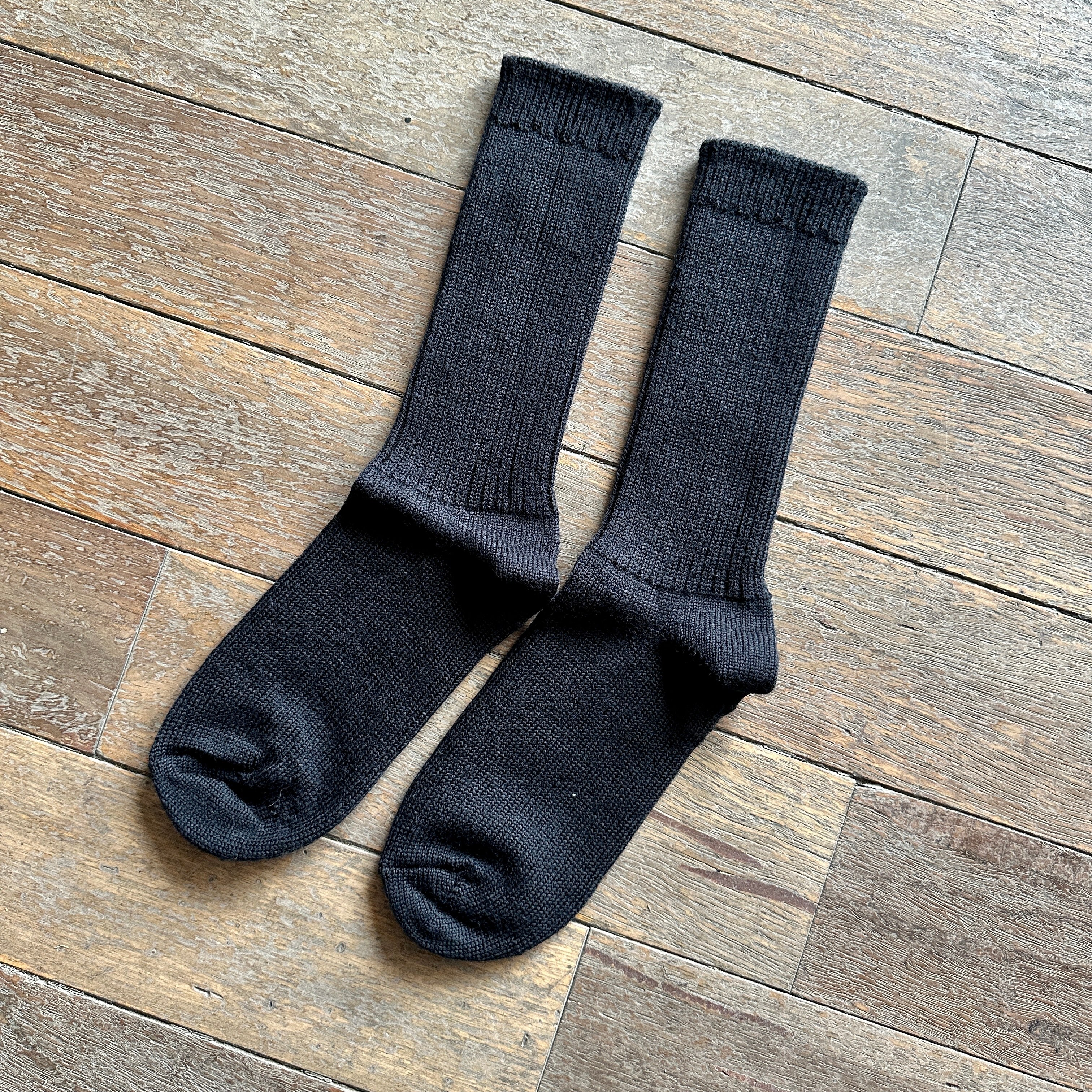 Milo and Dexter // Merino Socks Black