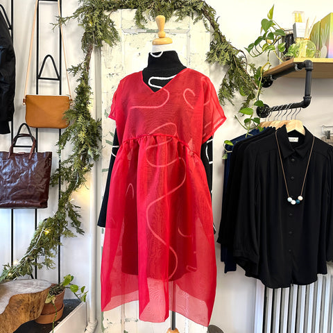Eve Gravel // Aya Dress Black