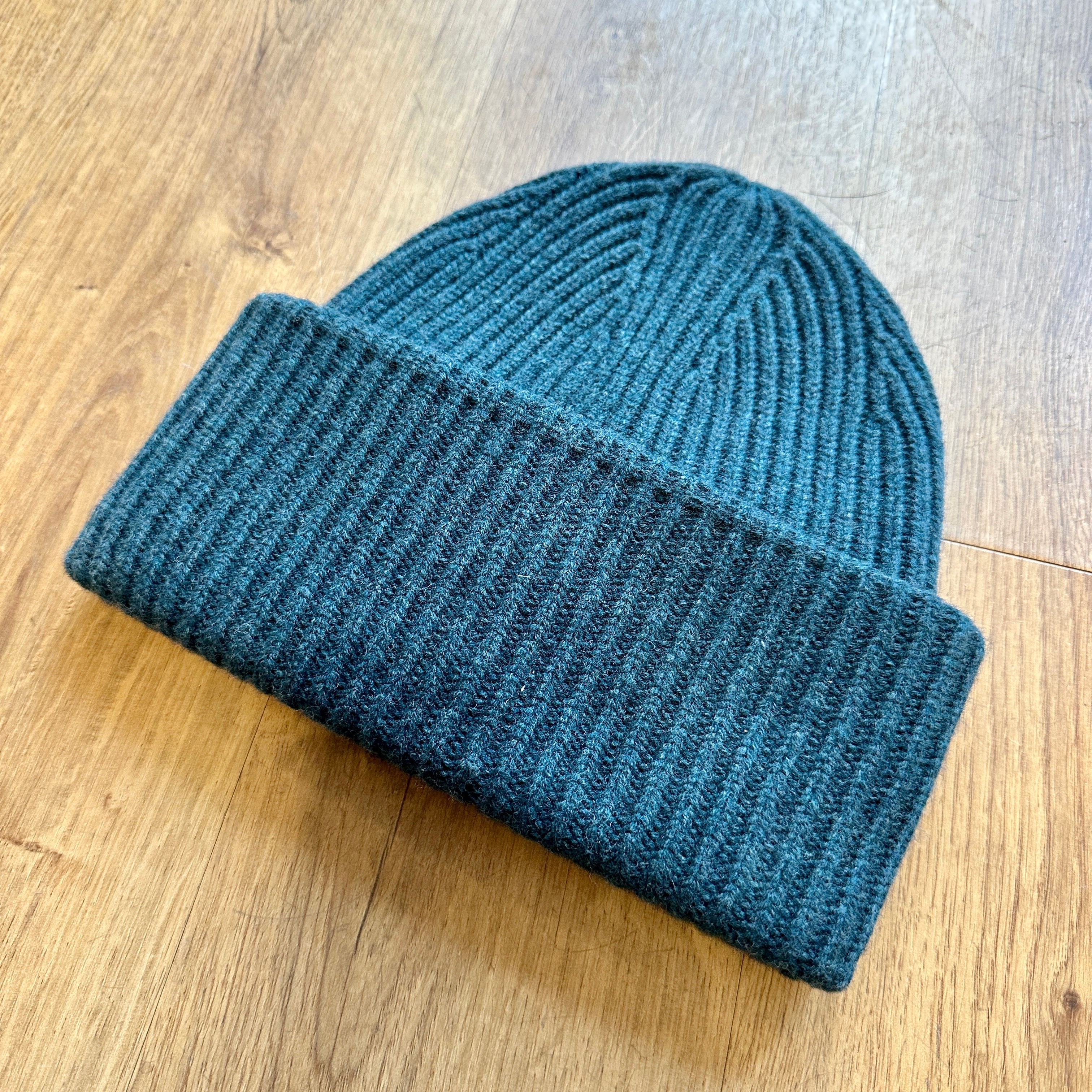 Naïf // Wool Lucy Toque Fir Green