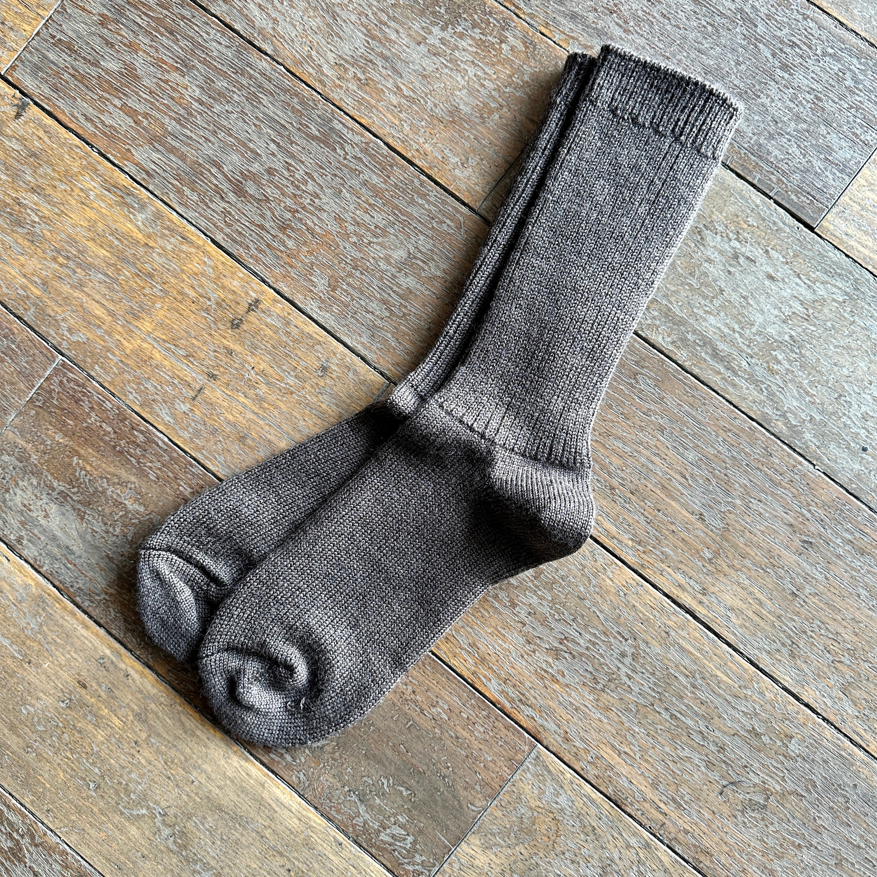 Milo and Dexter // Merino Socks Brown