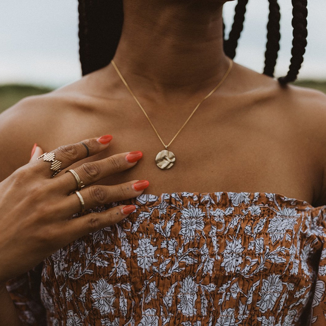 Hawkly // Orb Necklace Bronze